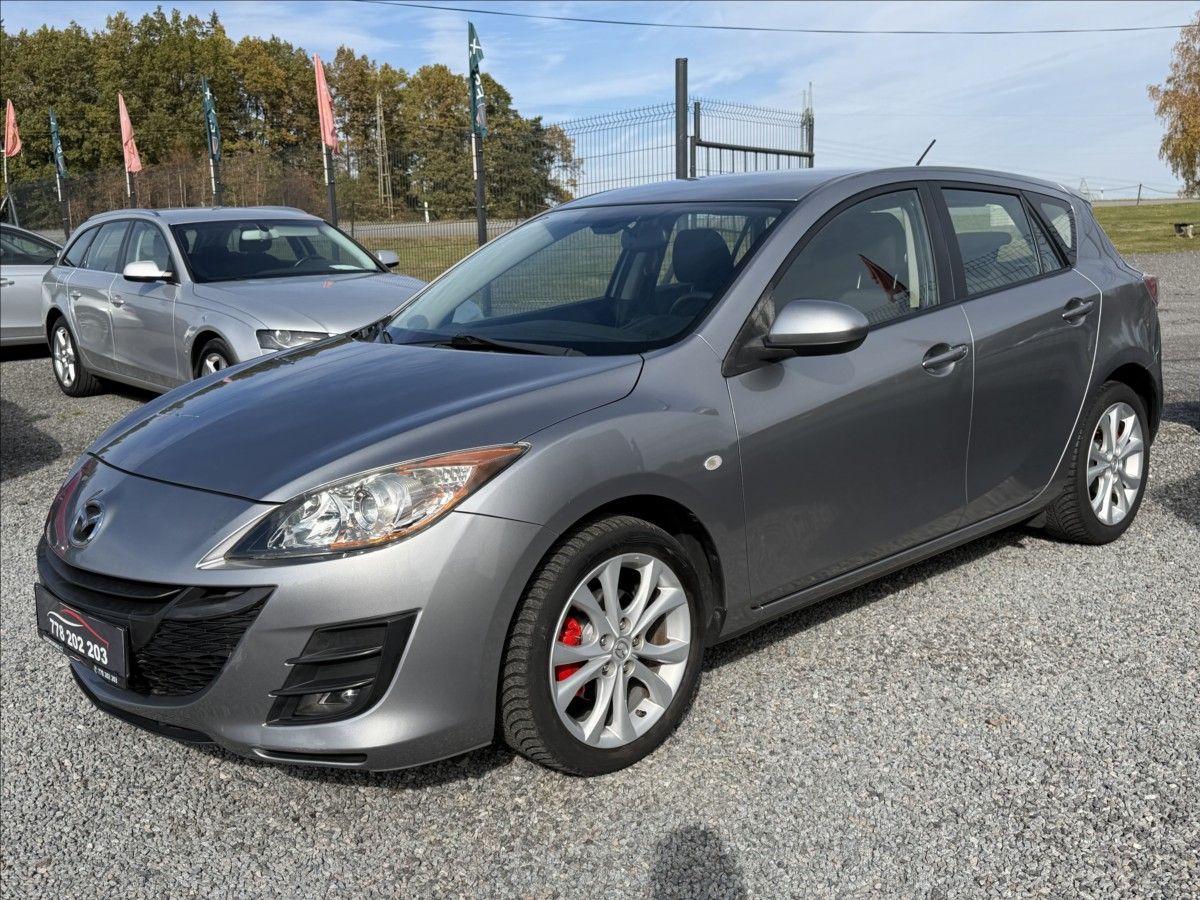 Mazda 3, 1,6   i 77 kw - fotka 3