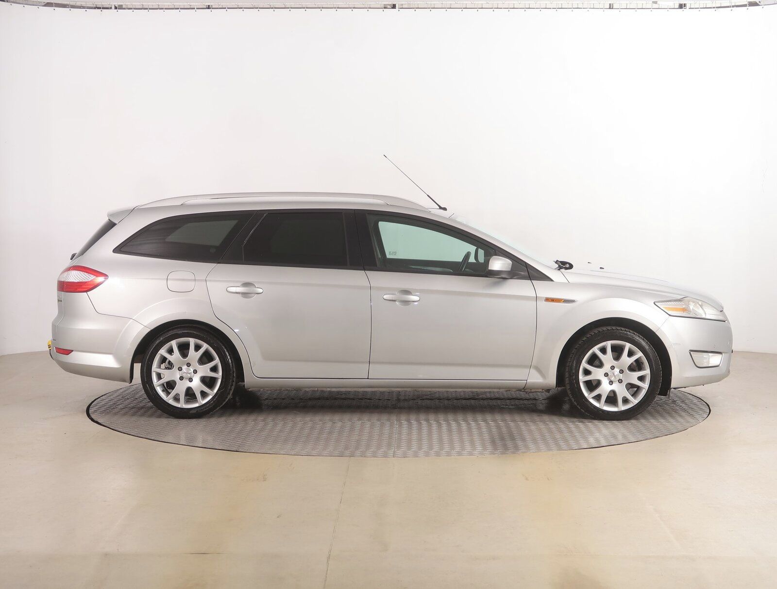 Ford Mondeo, 2.0 TDCi, Serv.kniha - fotka 6