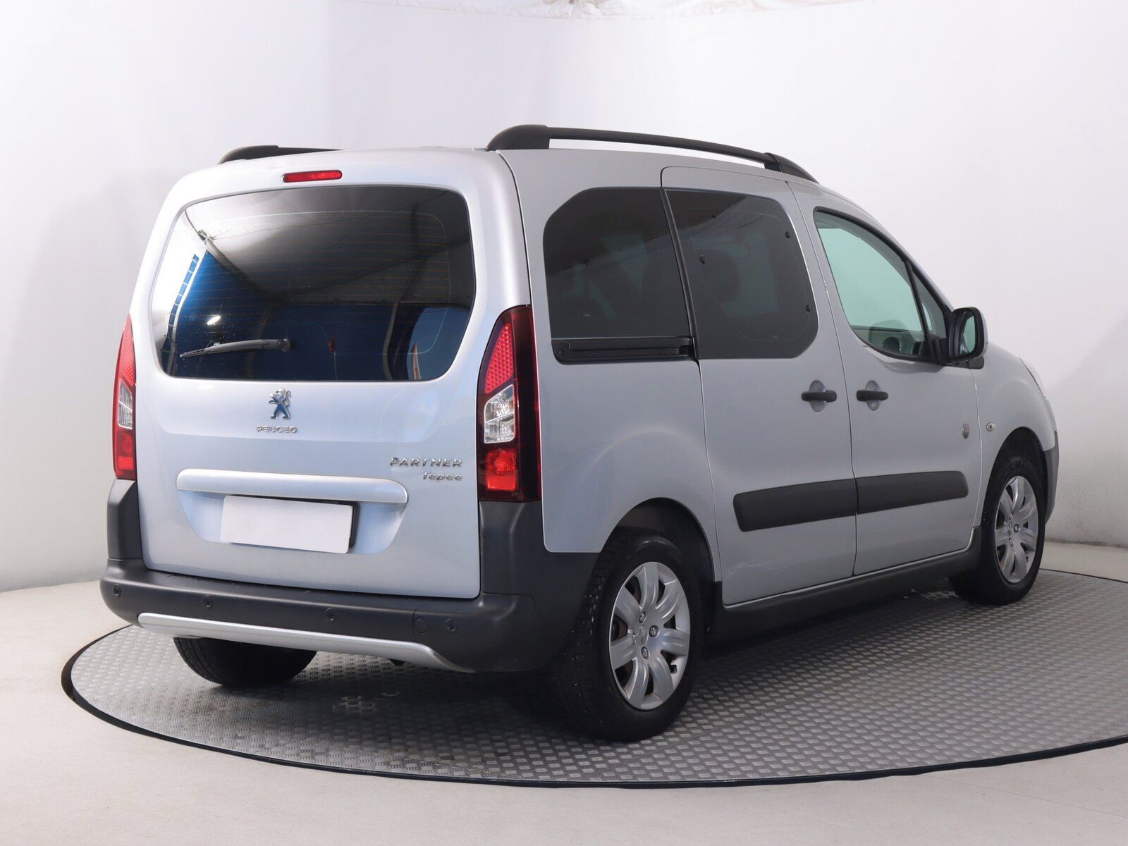Peugeot Partner, 1.6 HDi, Outdoor, 5Míst, ČR - fotka 5