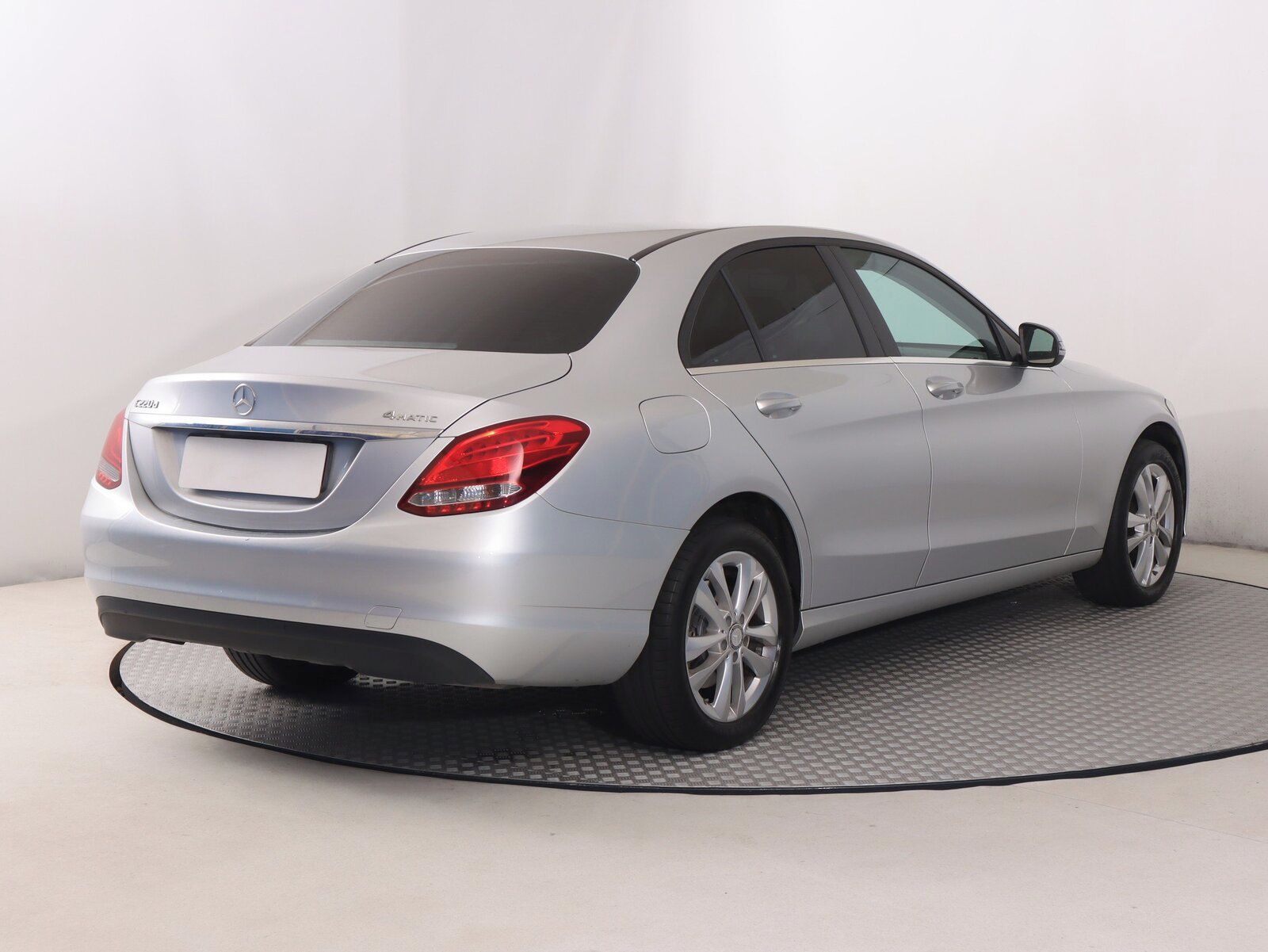 Mercedes-Benz Třídy C, 220 d 4MATIC, Classic, Automat - fotka 5