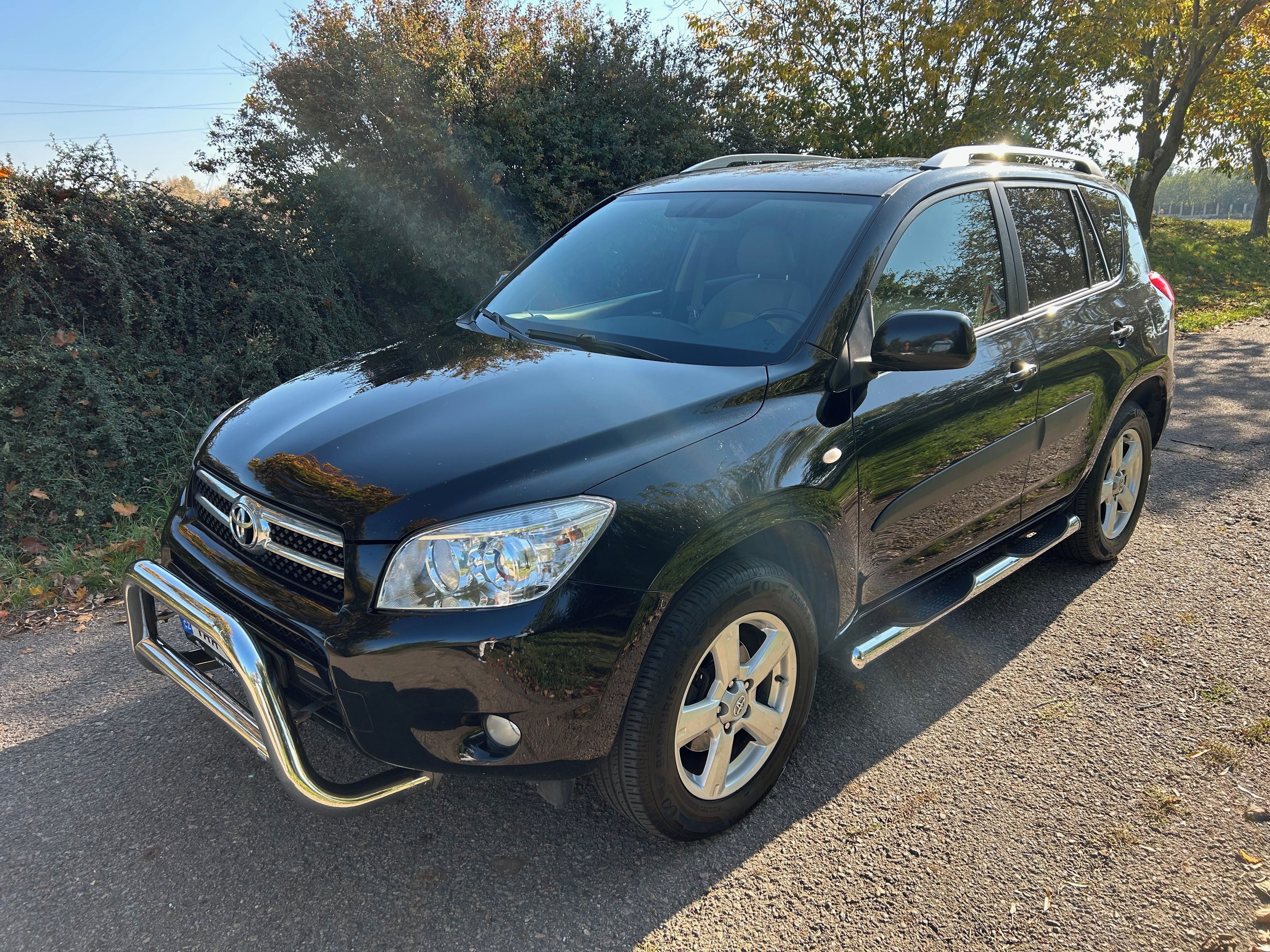 Toyota Rav4, Toyota RAV4 2.0