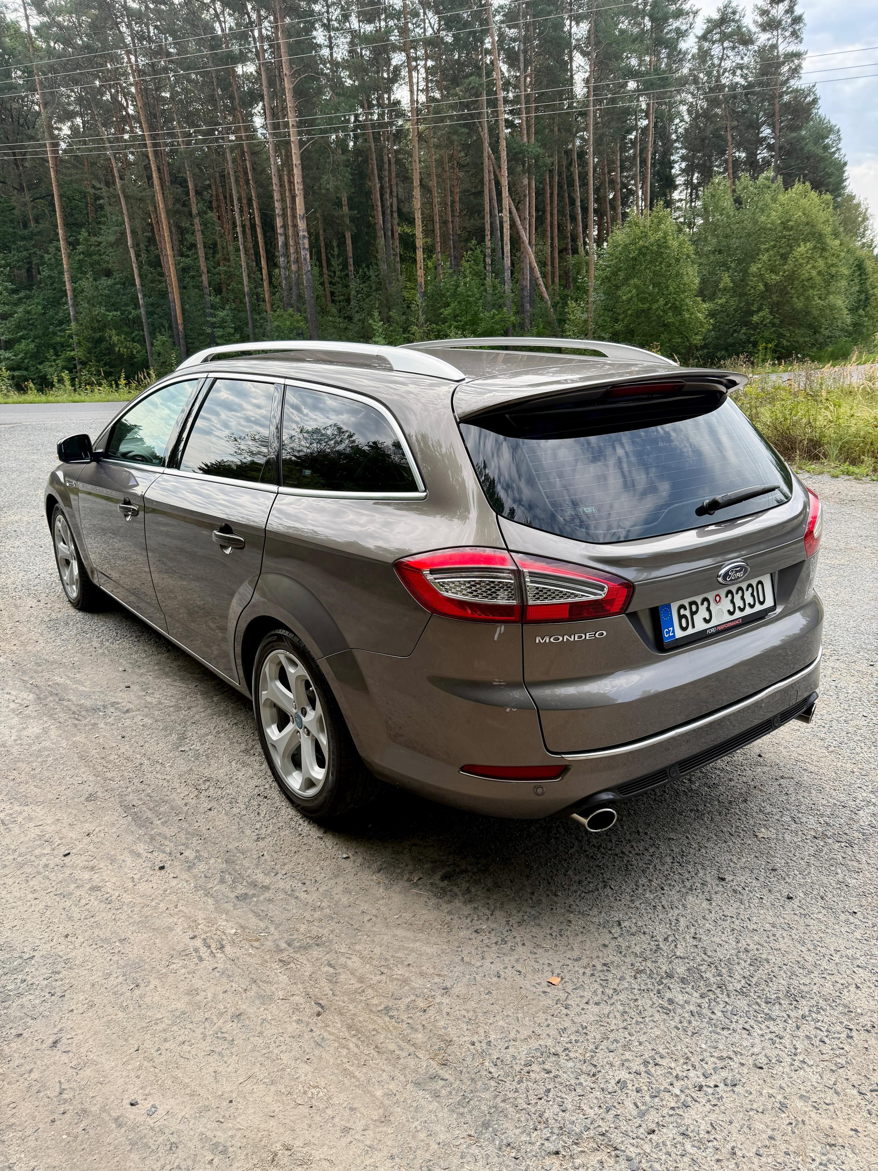 Ford Mondeo, 2.0 SCTi - fotka 4