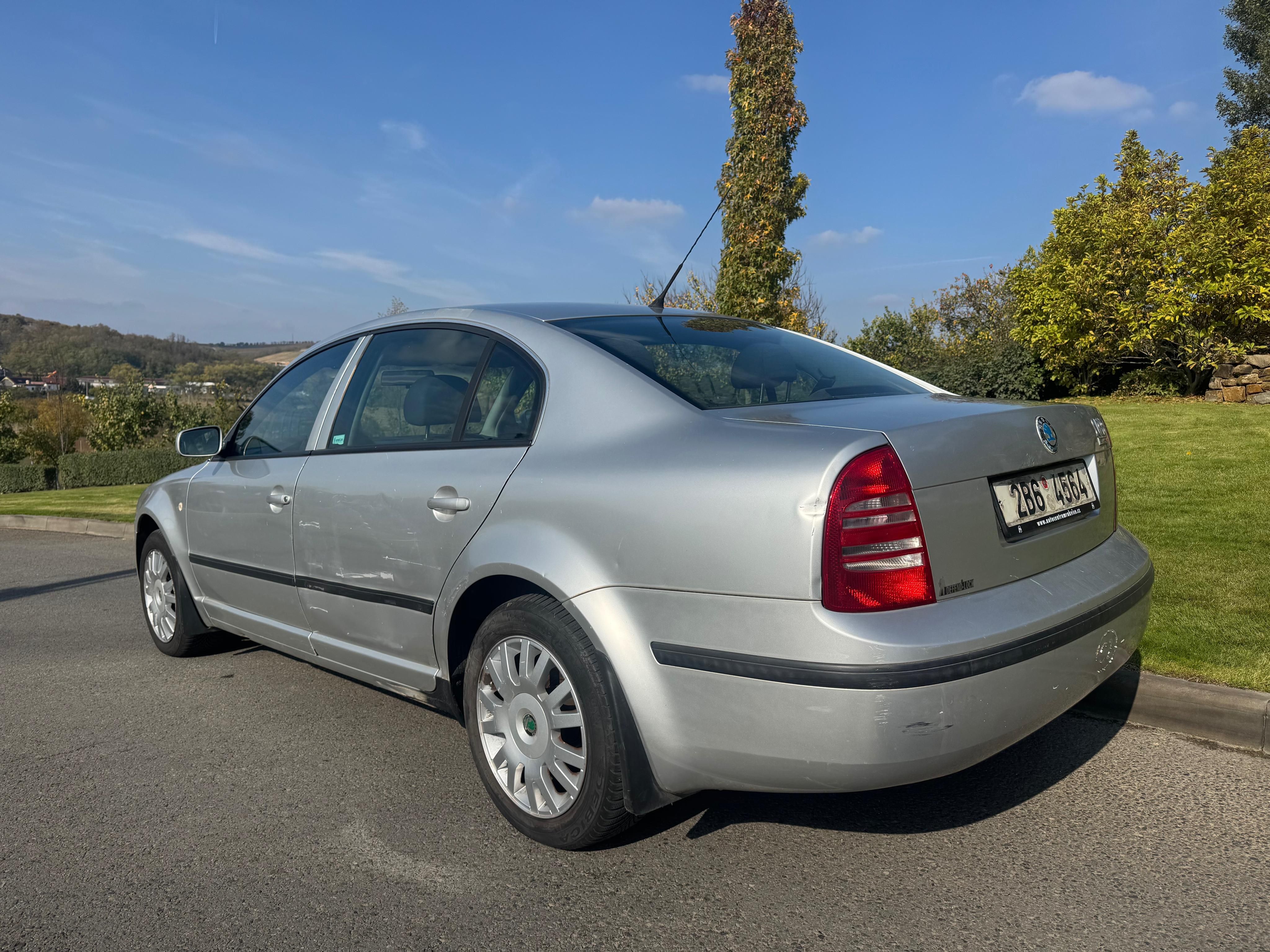 Škoda Superb, 1.9 TDI 96KW - fotka 3