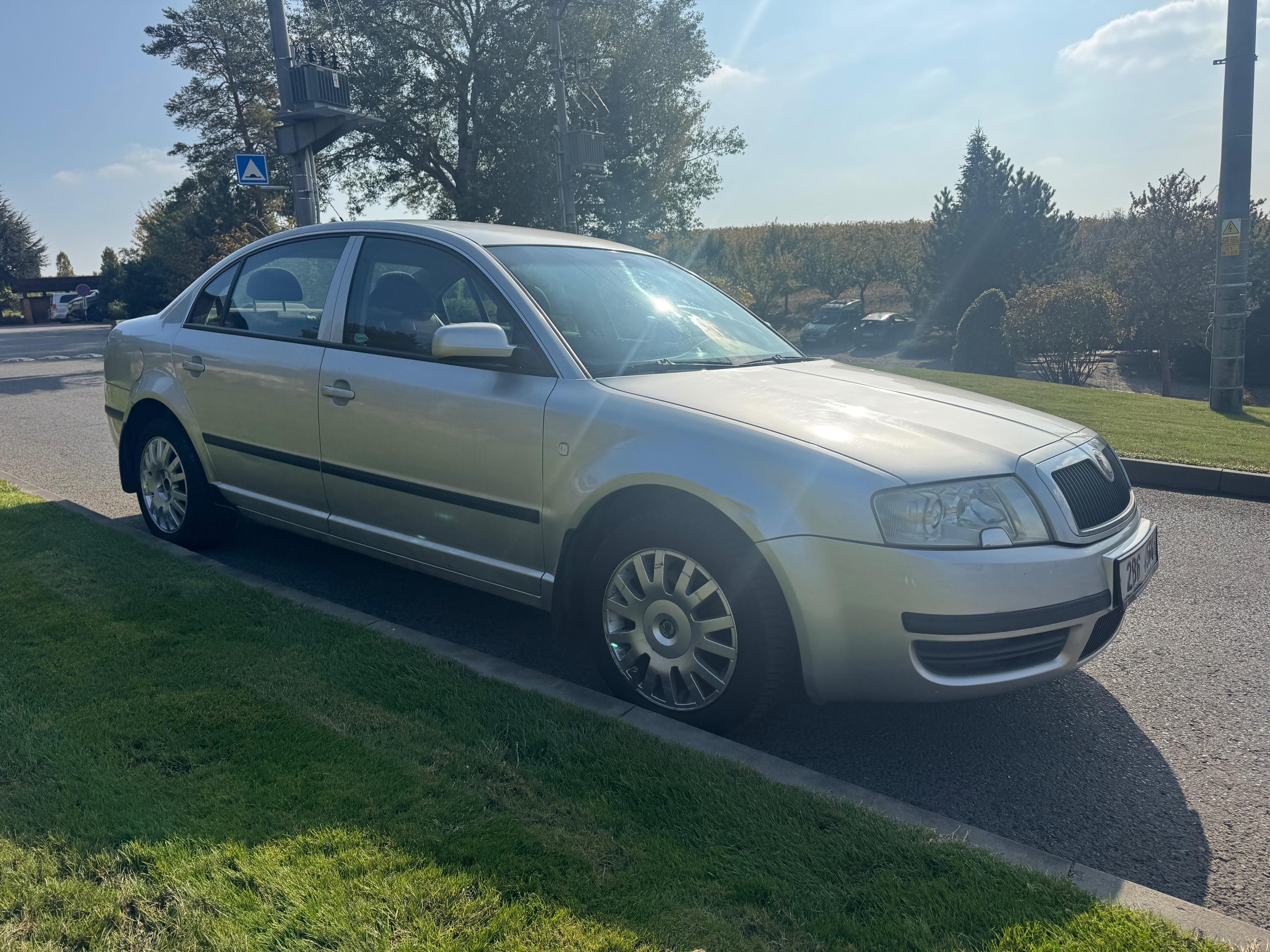 Škoda Superb, 1.9 TDI 96KW - fotka 6