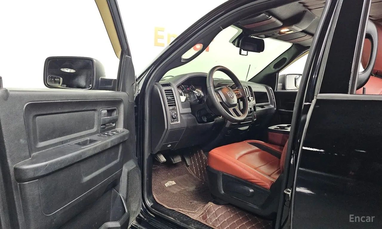 Dodge Ram, 5.7 V8, HEMI, EXCLUSIVE,DPH,EU - fotka 6