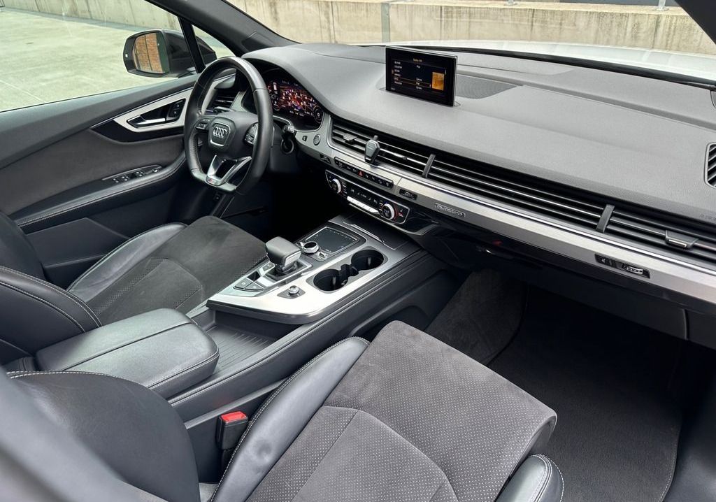 Audi Q7, 3xsline+Panorama+Tv+Head - fotka 5