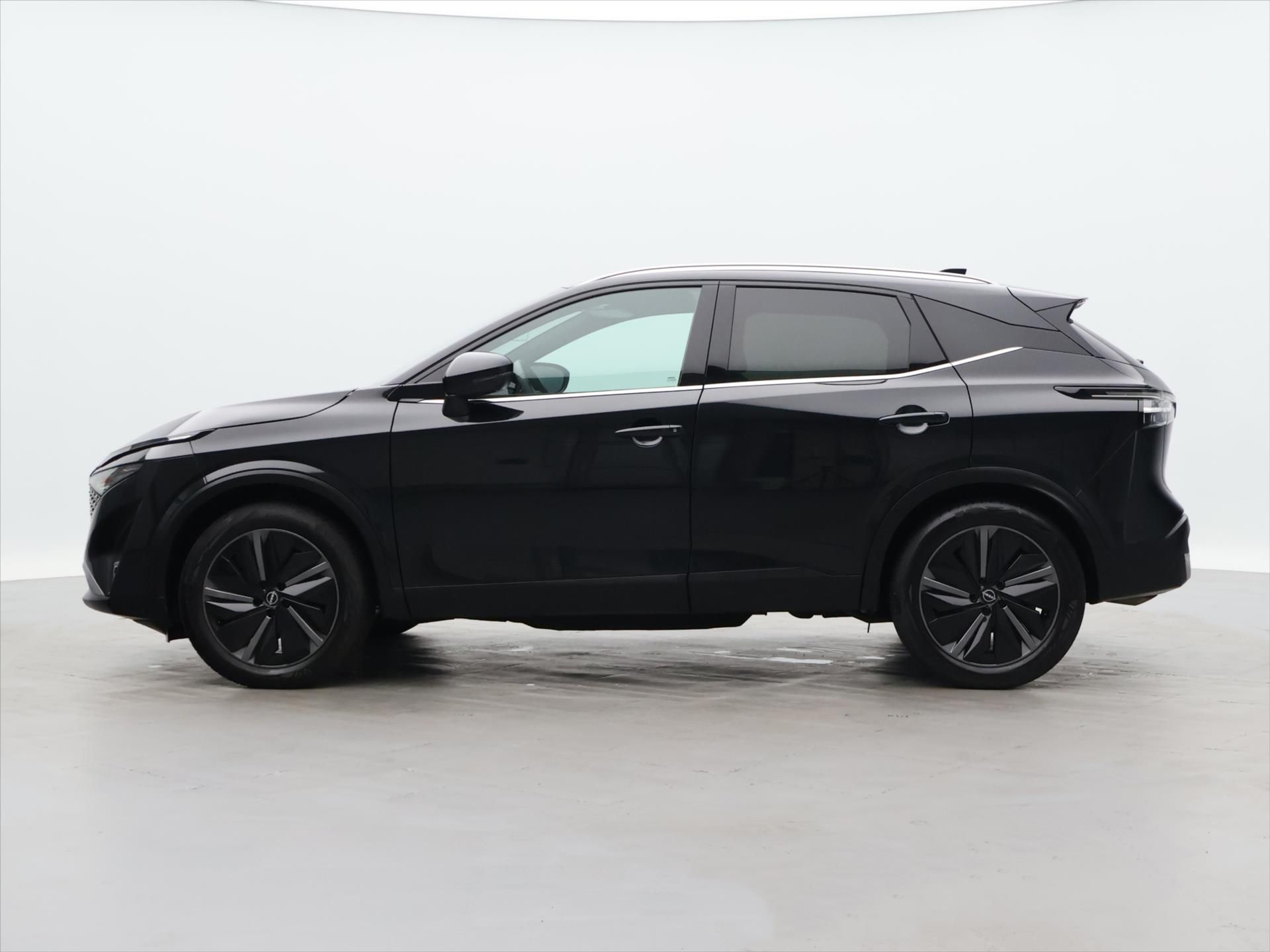 Nissan Qashqai, 1,3 DIG-T 116kW 4x4 Tekna CZ D - fotka 4