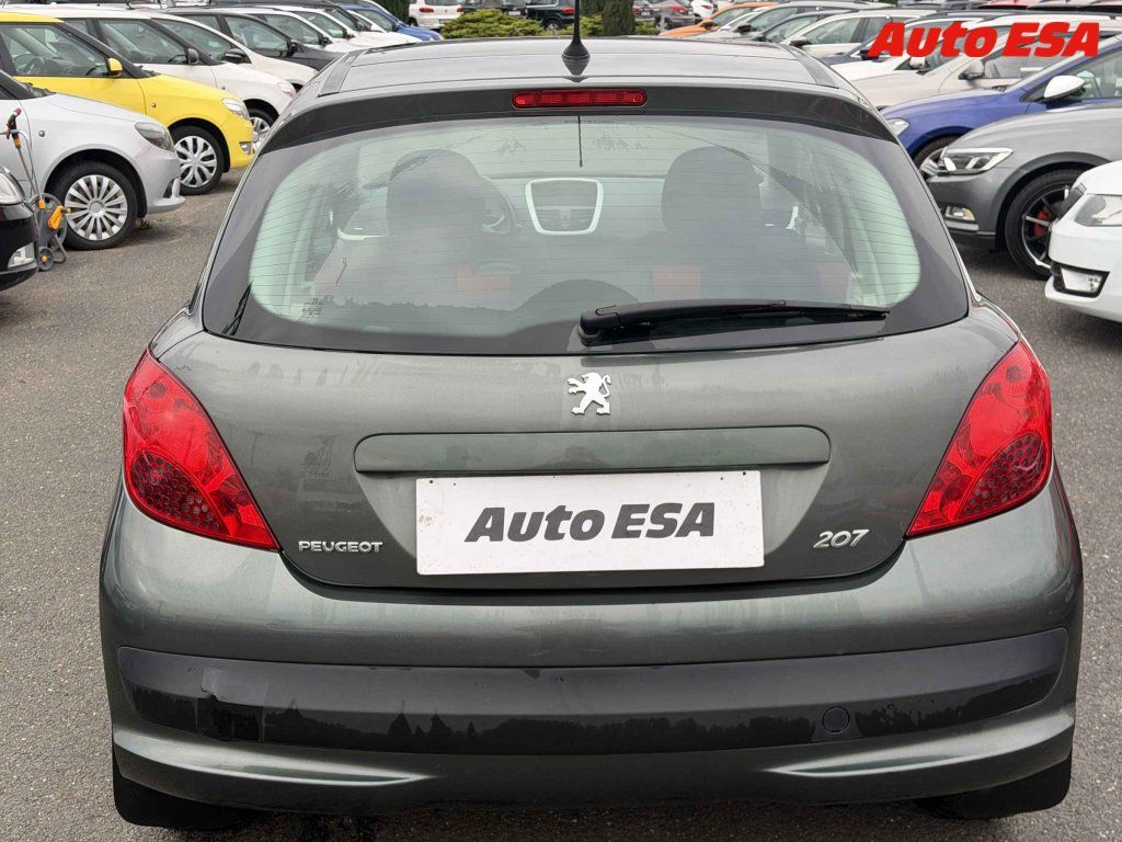 Peugeot 207, 1.4i,2.maj,ČR,AC,STK7/28 - fotka 5