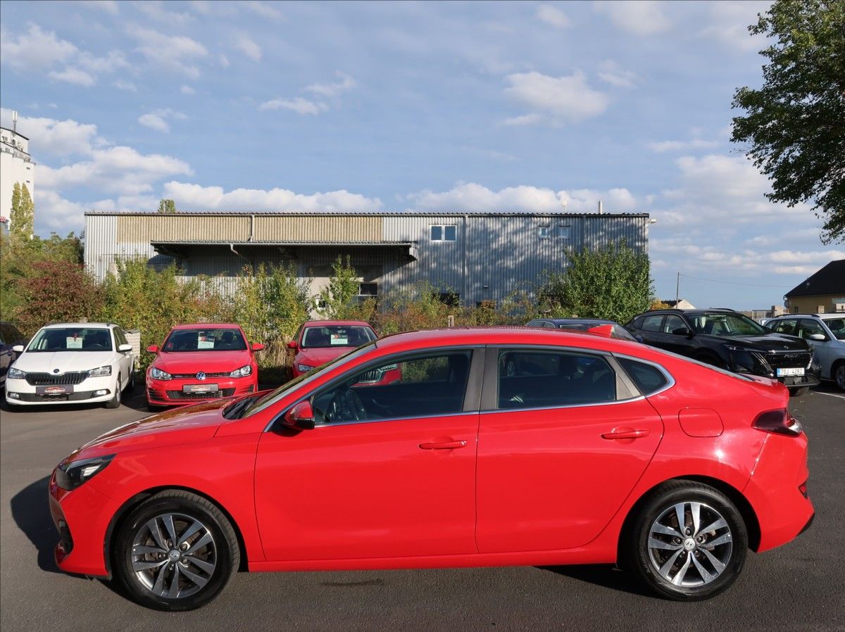 Hyundai i30, 1,0 T-GDi,88kW,1majČR,Klima - fotka 6