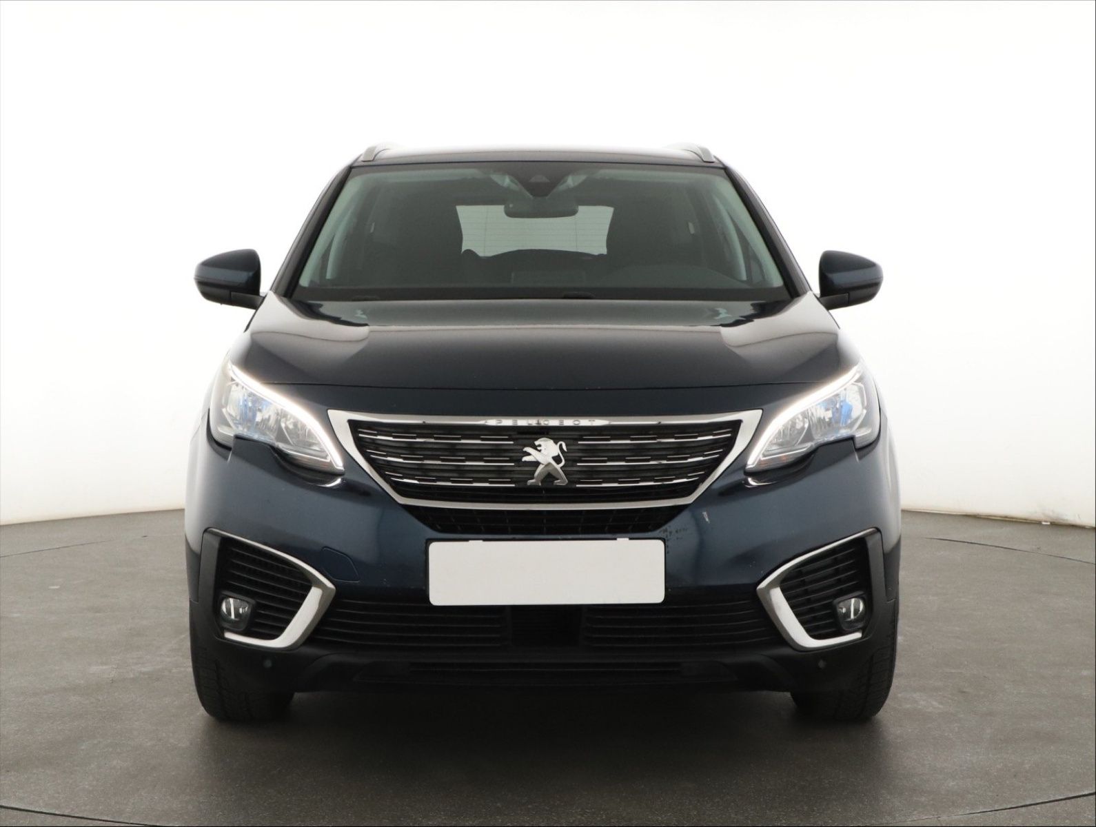 Peugeot 5008, 1.5 BlueHDi, Automat, 7 míst - fotka 2