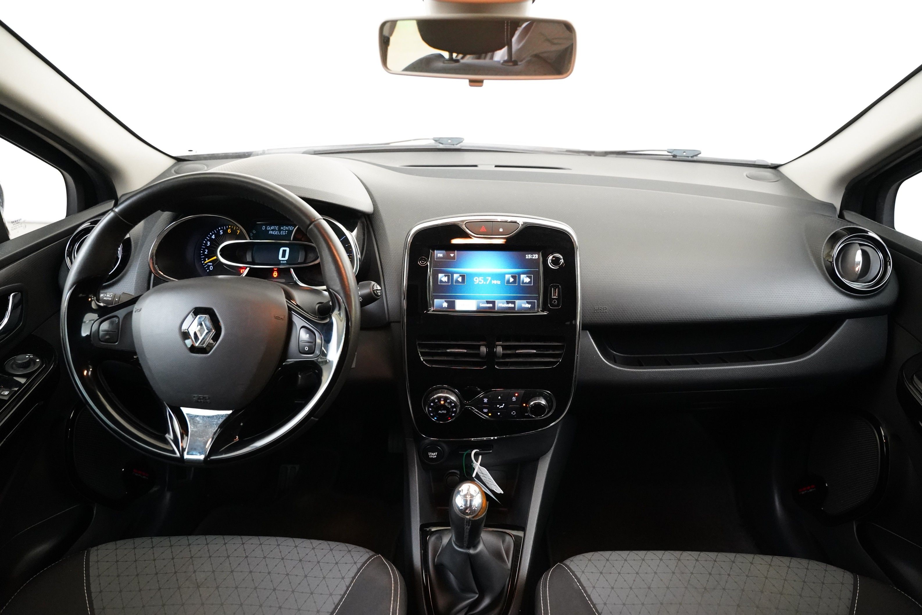 Renault Clio, 0.9 TCe 66 kW Energy Luxe - fotka 5