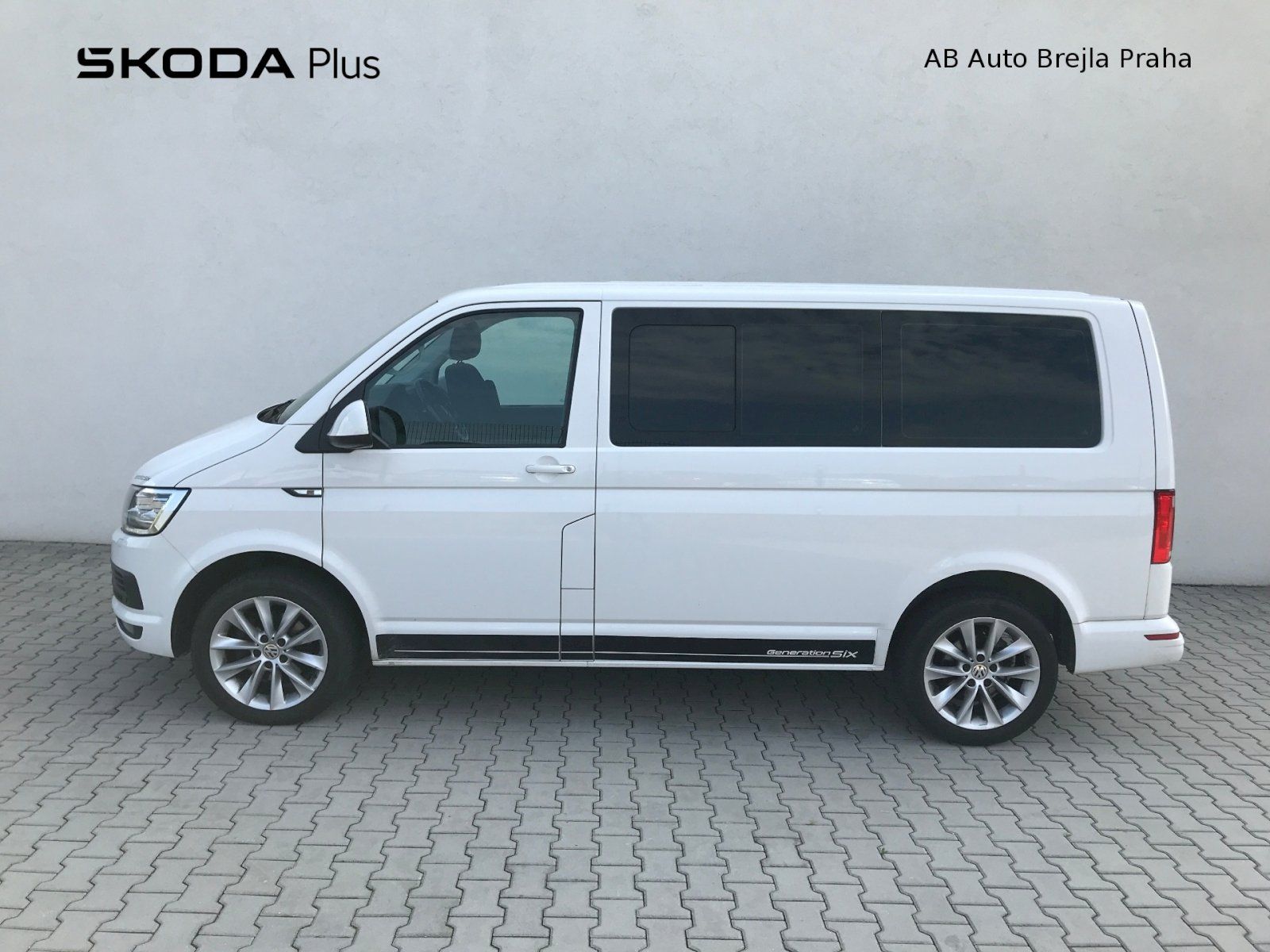 Volkswagen Multivan, 2,0 TDi 110kW, Trend, 7-st.DSG - fotka 3
