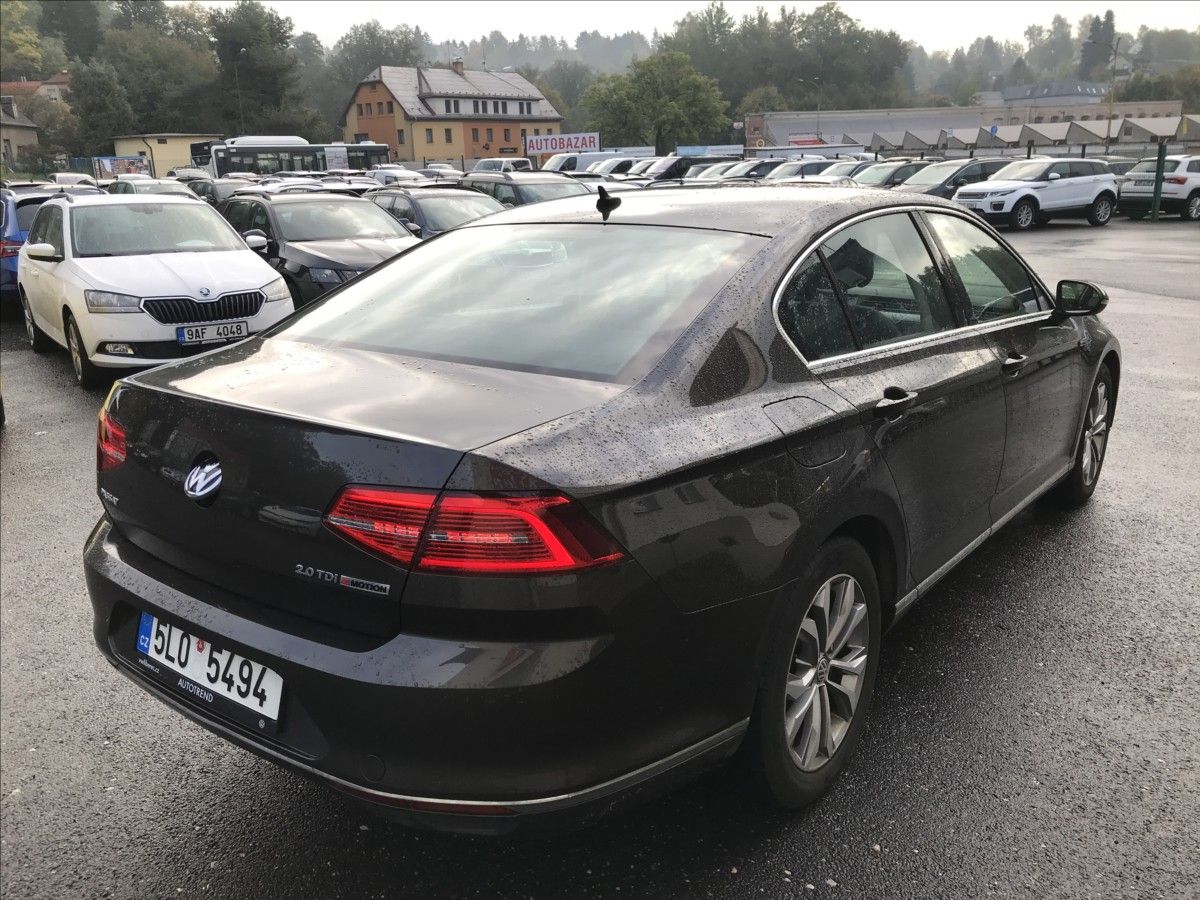 Volkswagen Passat, 2,0 TDi 4x4 110kW MT - fotka 5