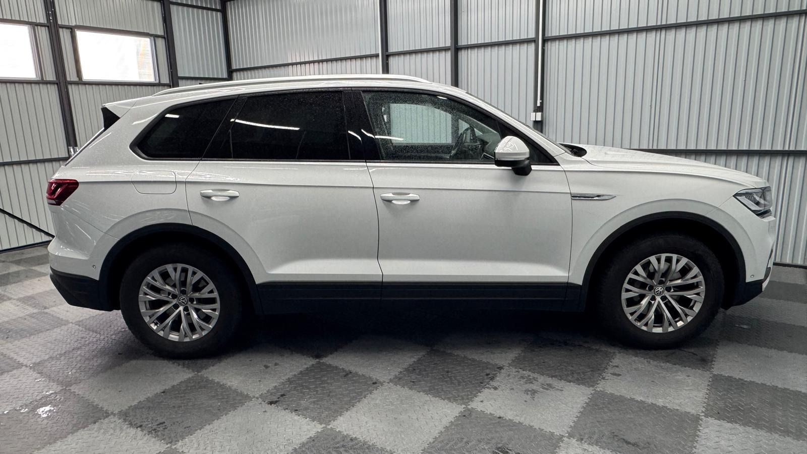 Volkswagen Touareg, 3.0 TDI - fotka 5