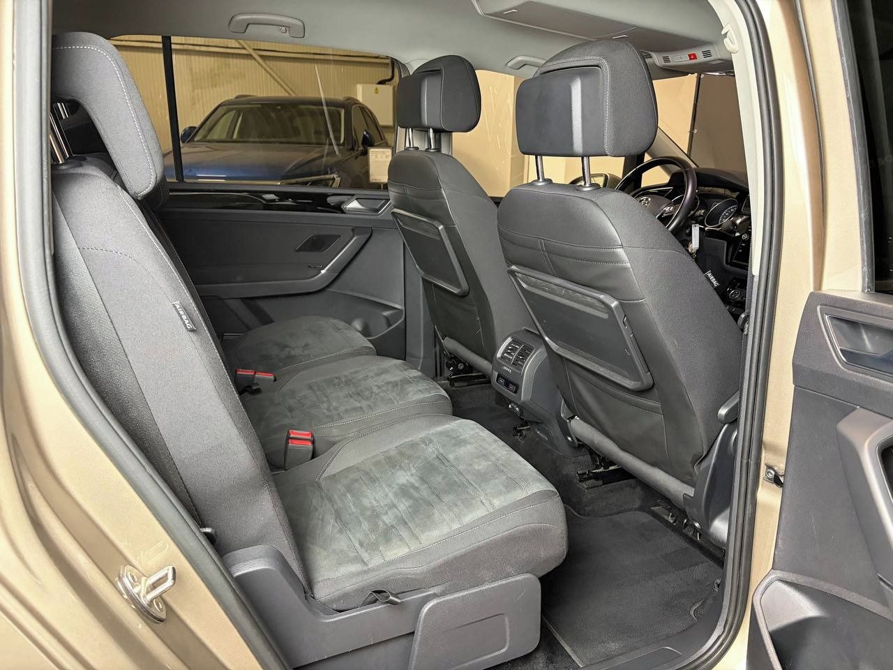 Volkswagen Touran, 1.5 TSI 110 kW Automat 153t.km - fotka 6