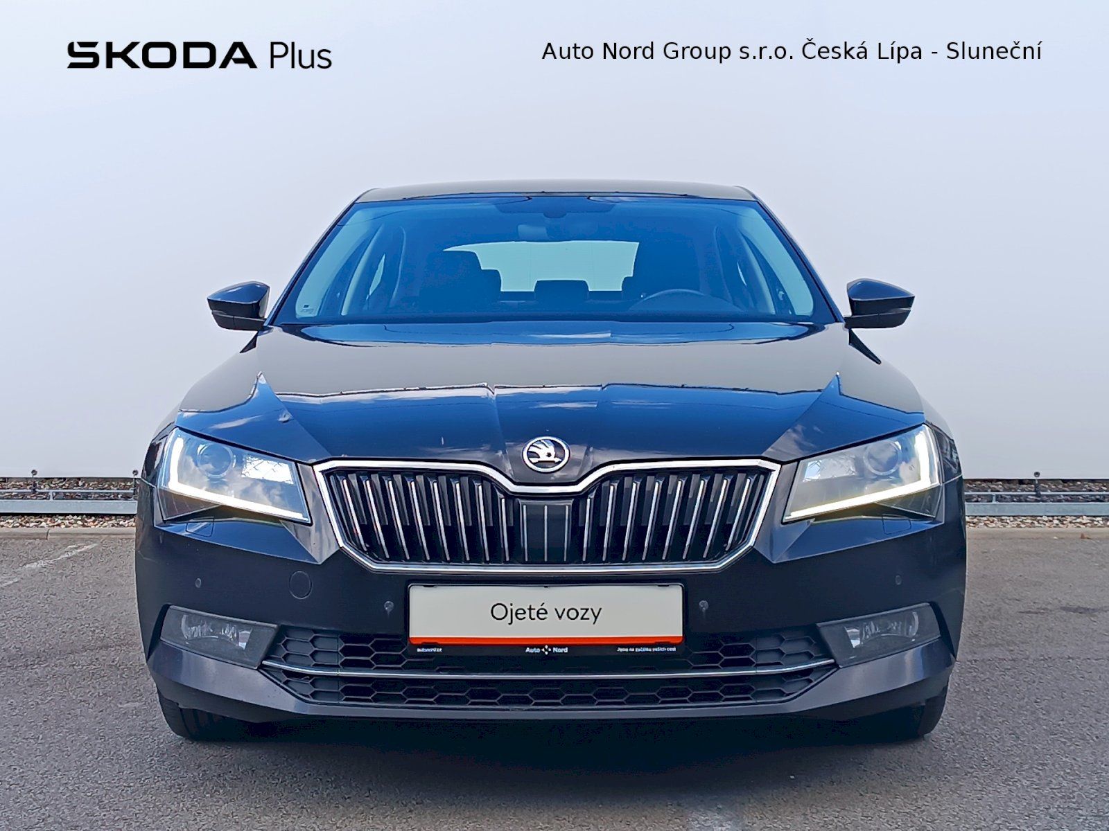Škoda Superb, Amb. Grt. 2,0TDi/140kw 7°DSG 4 - fotka 4