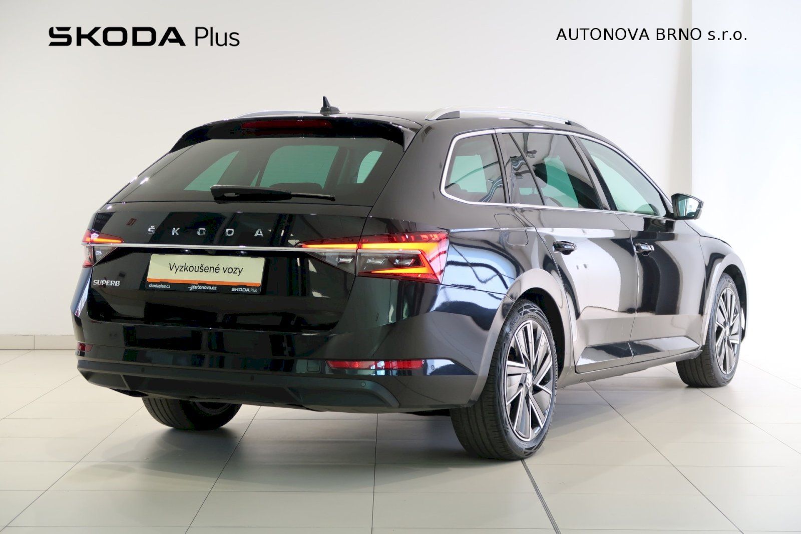 Škoda Superb, Combi 2.0 TDI 110kW BUSINESS P - fotka 2