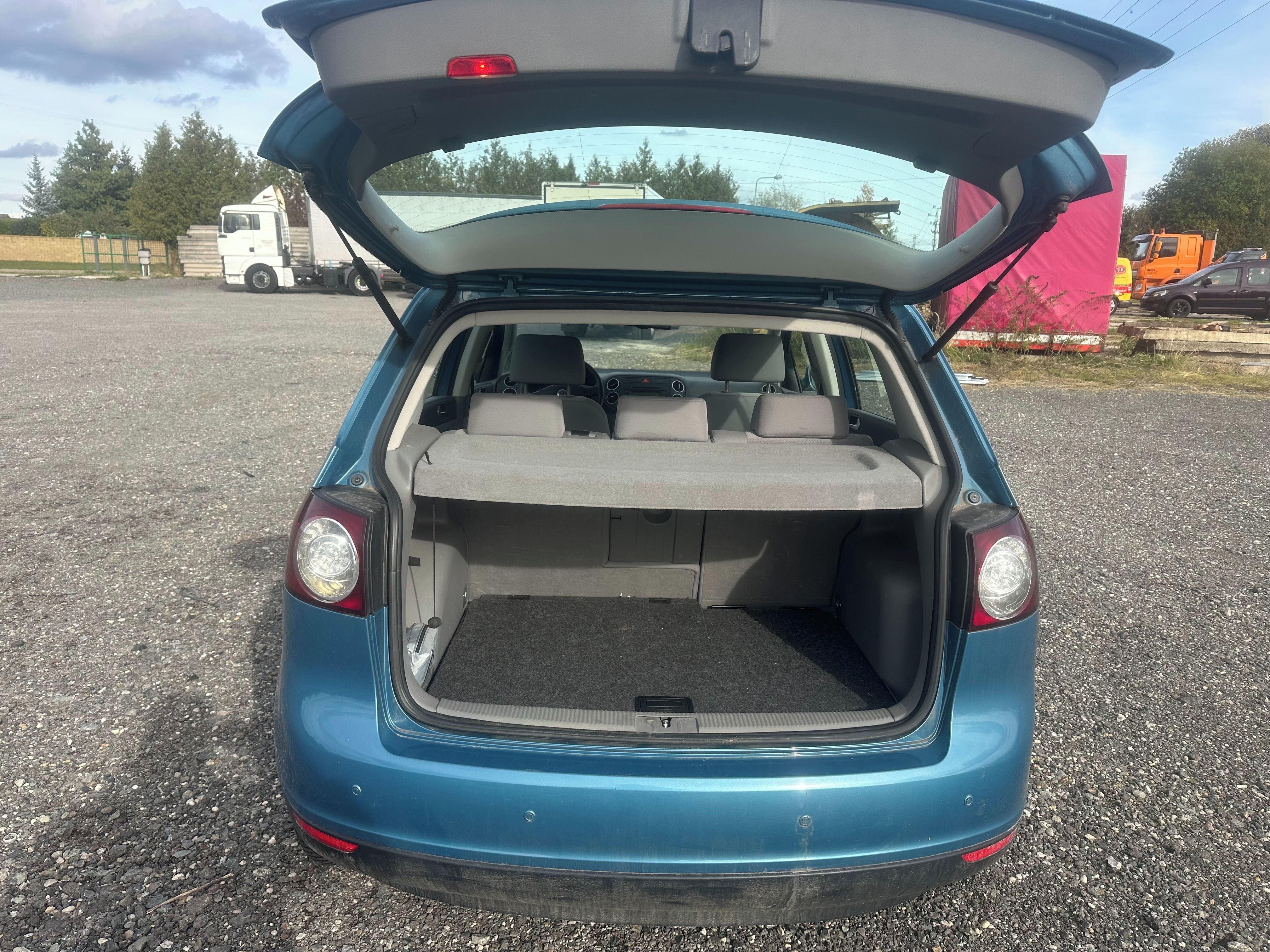 Volkswagen Golf Plus, 1.6 FSI 85KW - fotka 6