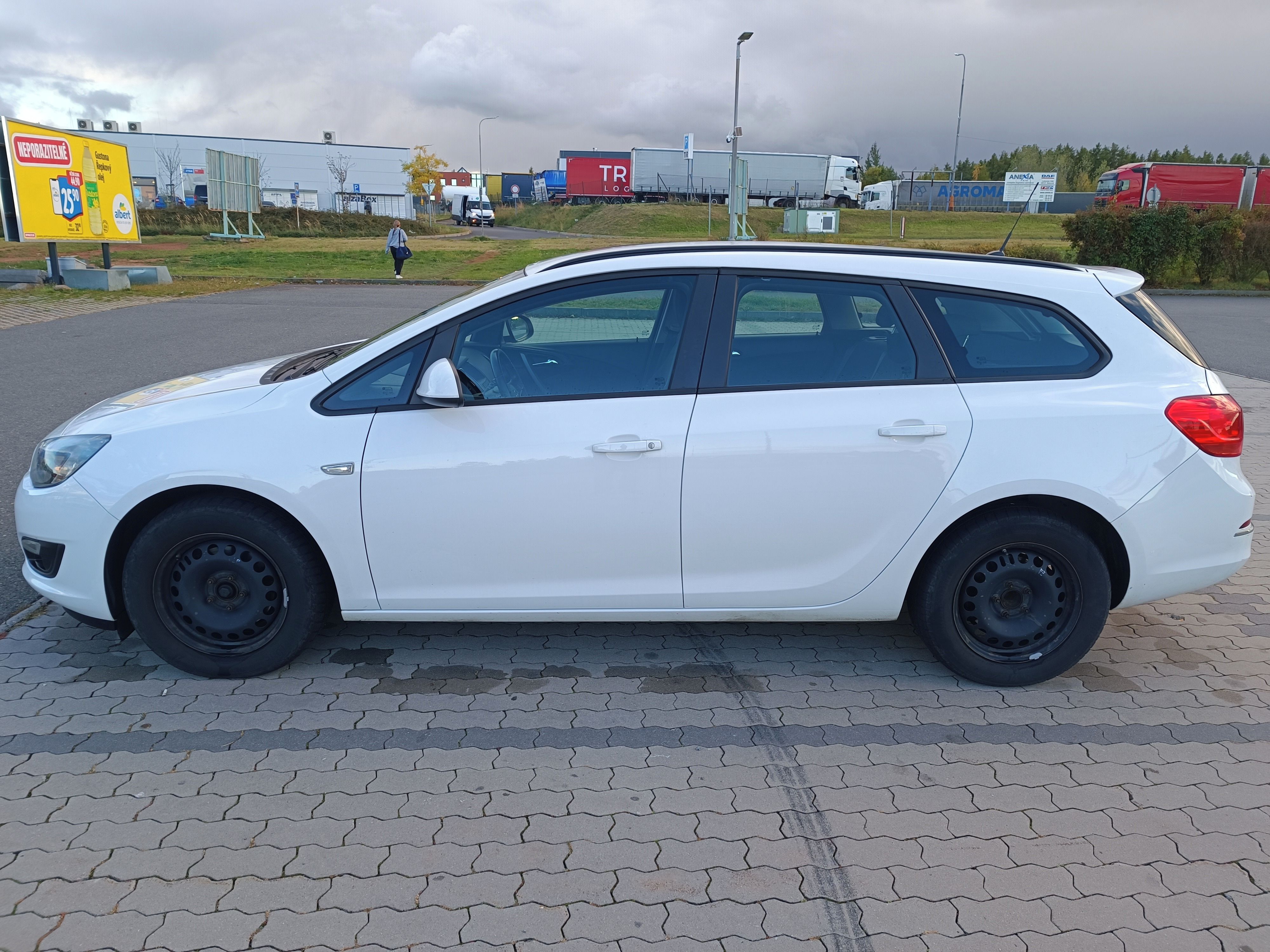 Opel Astra, 2,0 Cdti Původ ČR, 2.majitel - fotka 2