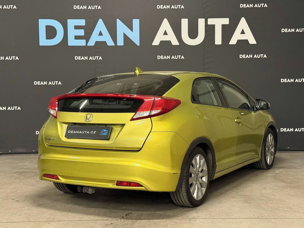 Honda Civic, 9gen, 1.8i 104kw AT ČR, Kamera - fotka 3