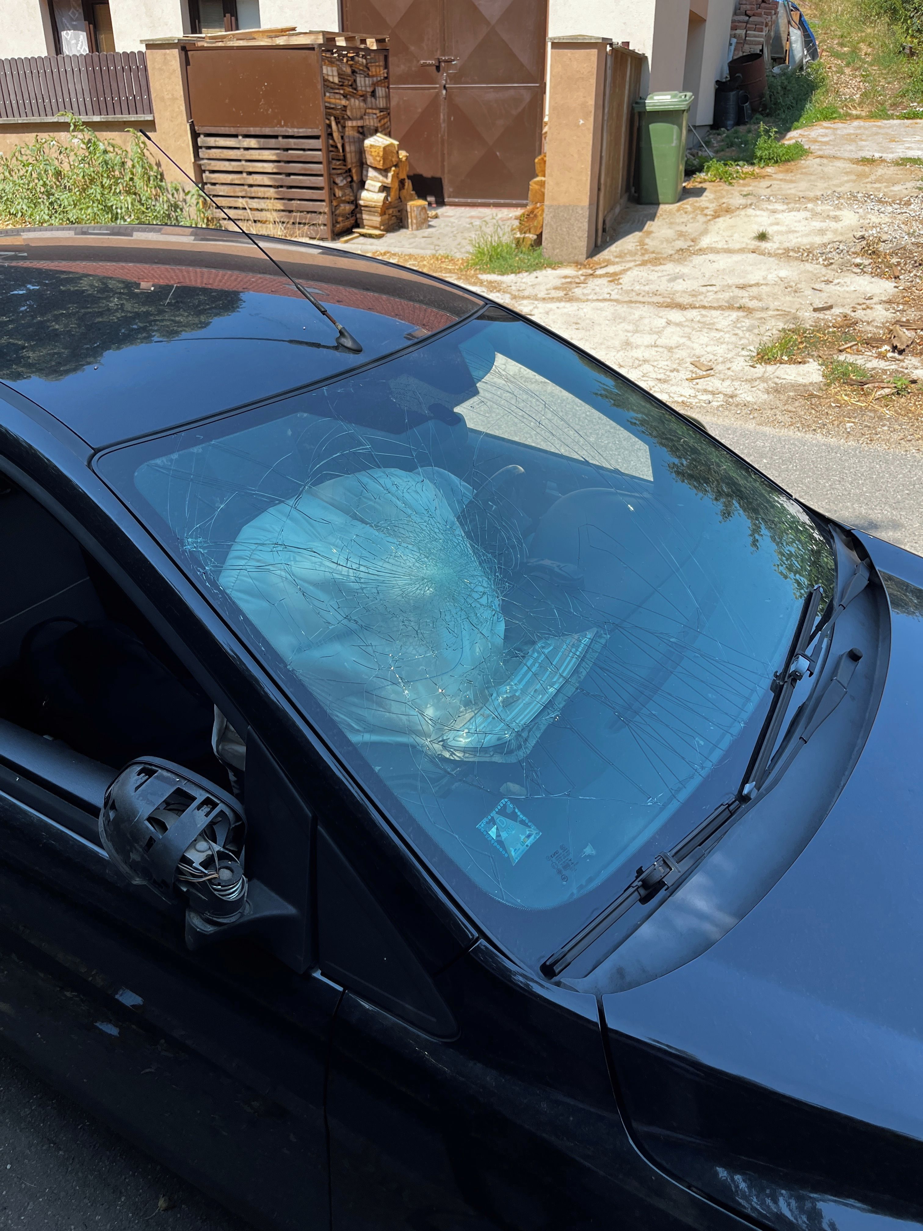 Ford Focus, Bouráno, Bez kola, Motor OK - fotka 4