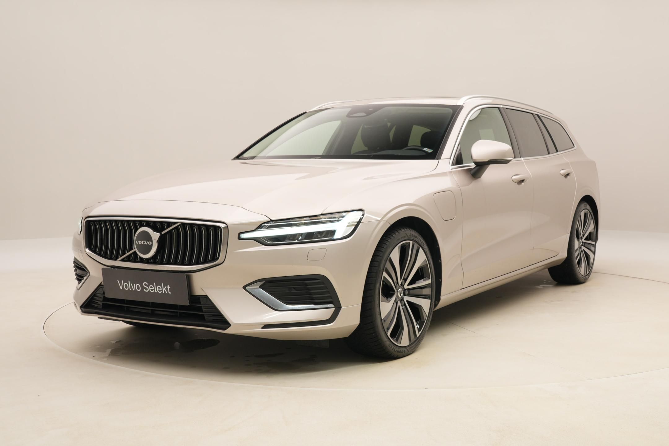 Volvo V60, T6 RECHARGE BRIGHT ULTIMATE CZ