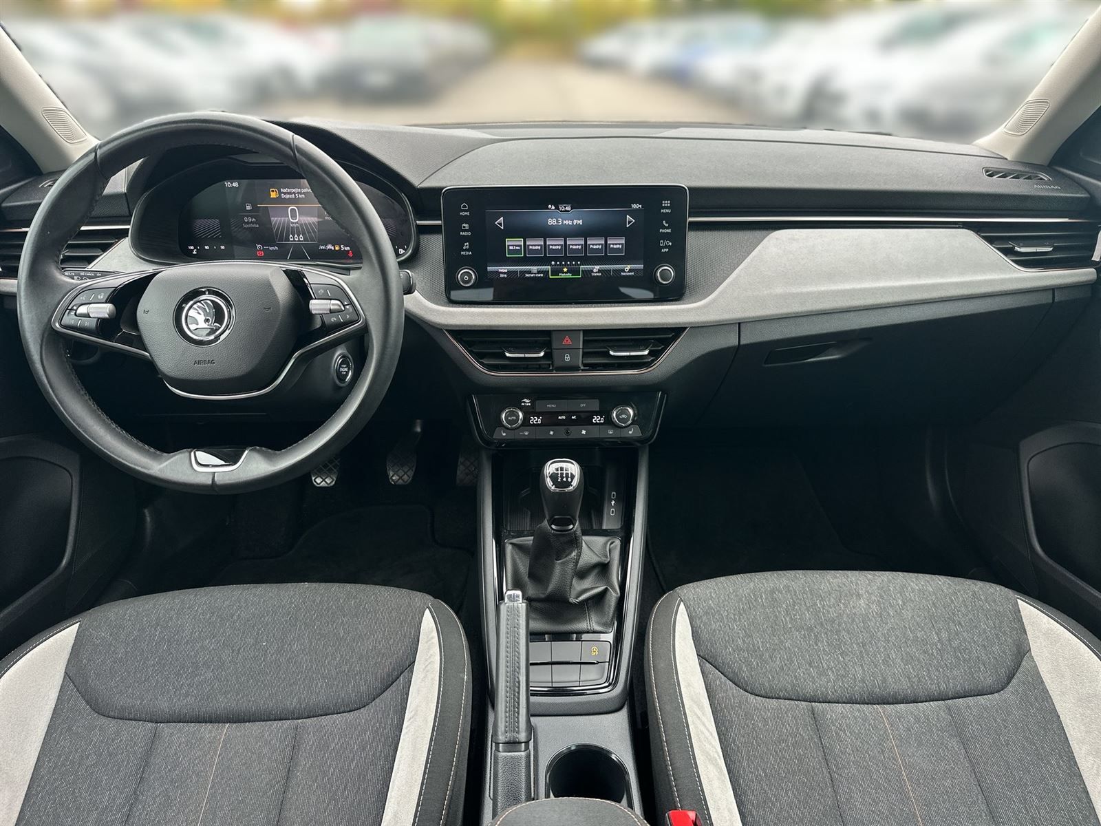 Škoda Kamiq, 1.0 TSI Top Selection - fotka 5