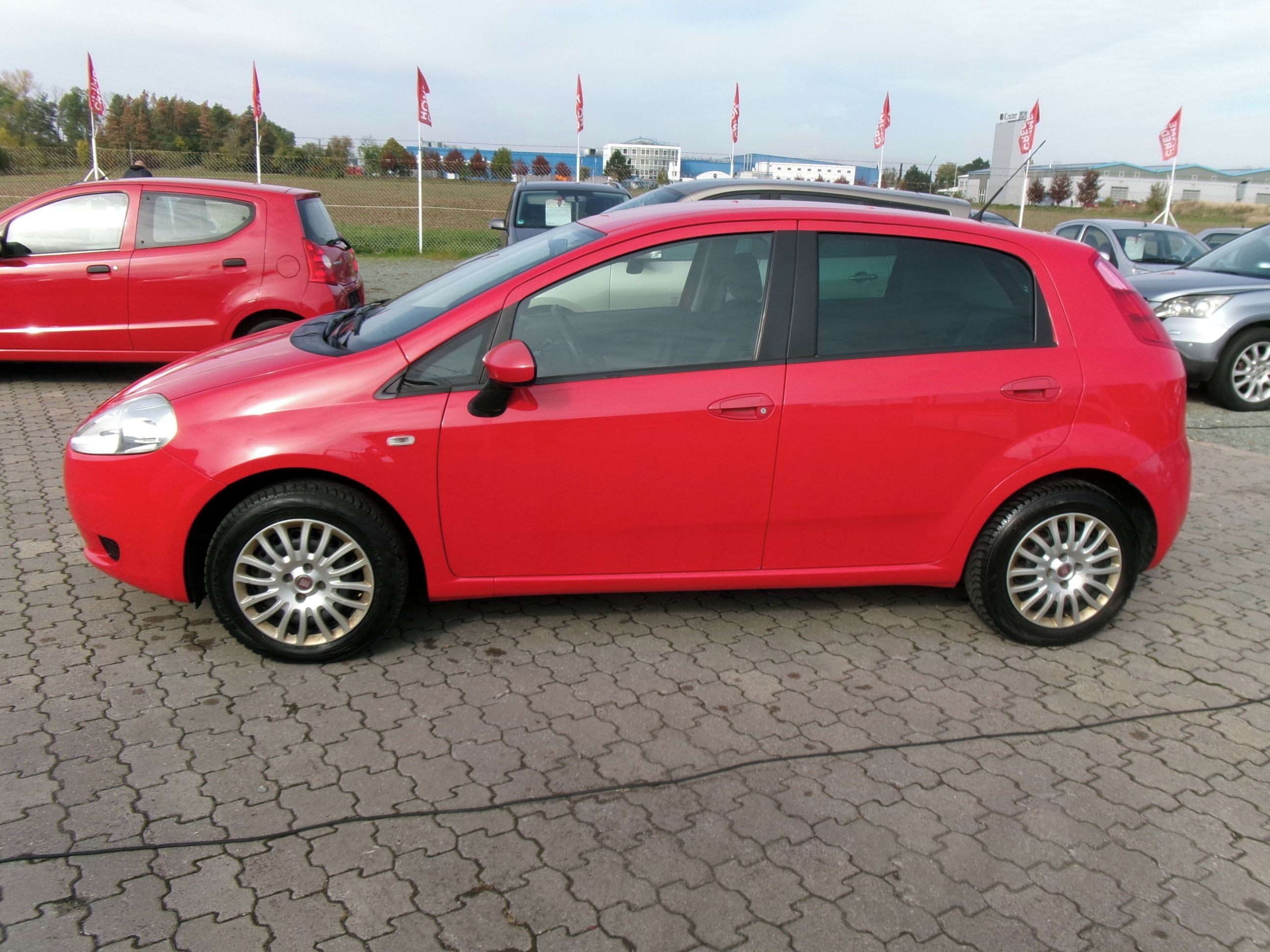 Fiat Punto, 1.4i 1.maj.2x kola,serviska - fotka 4