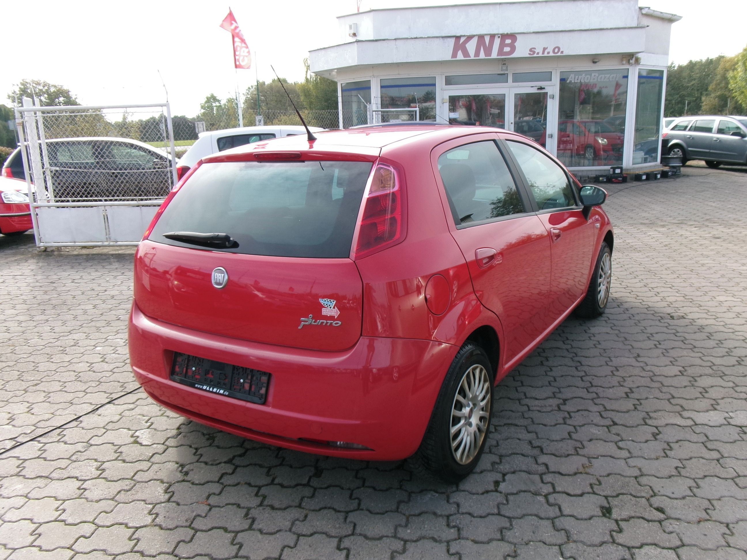 Fiat Punto, 1.4i 1.maj.2x kola,serviska - fotka 6