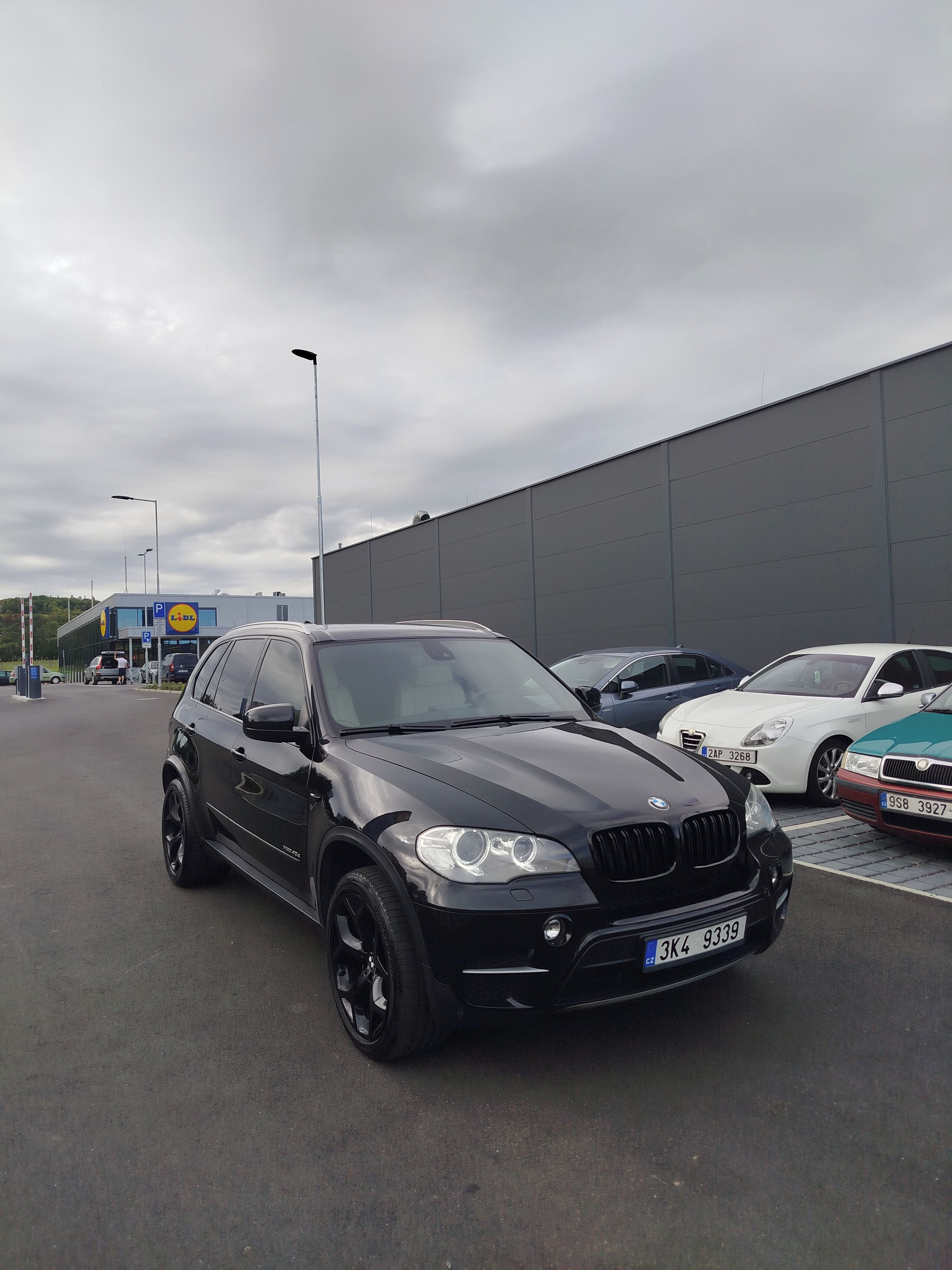 BMW X5, BMW X5 E70 40D N57 2013 - fotka 2
