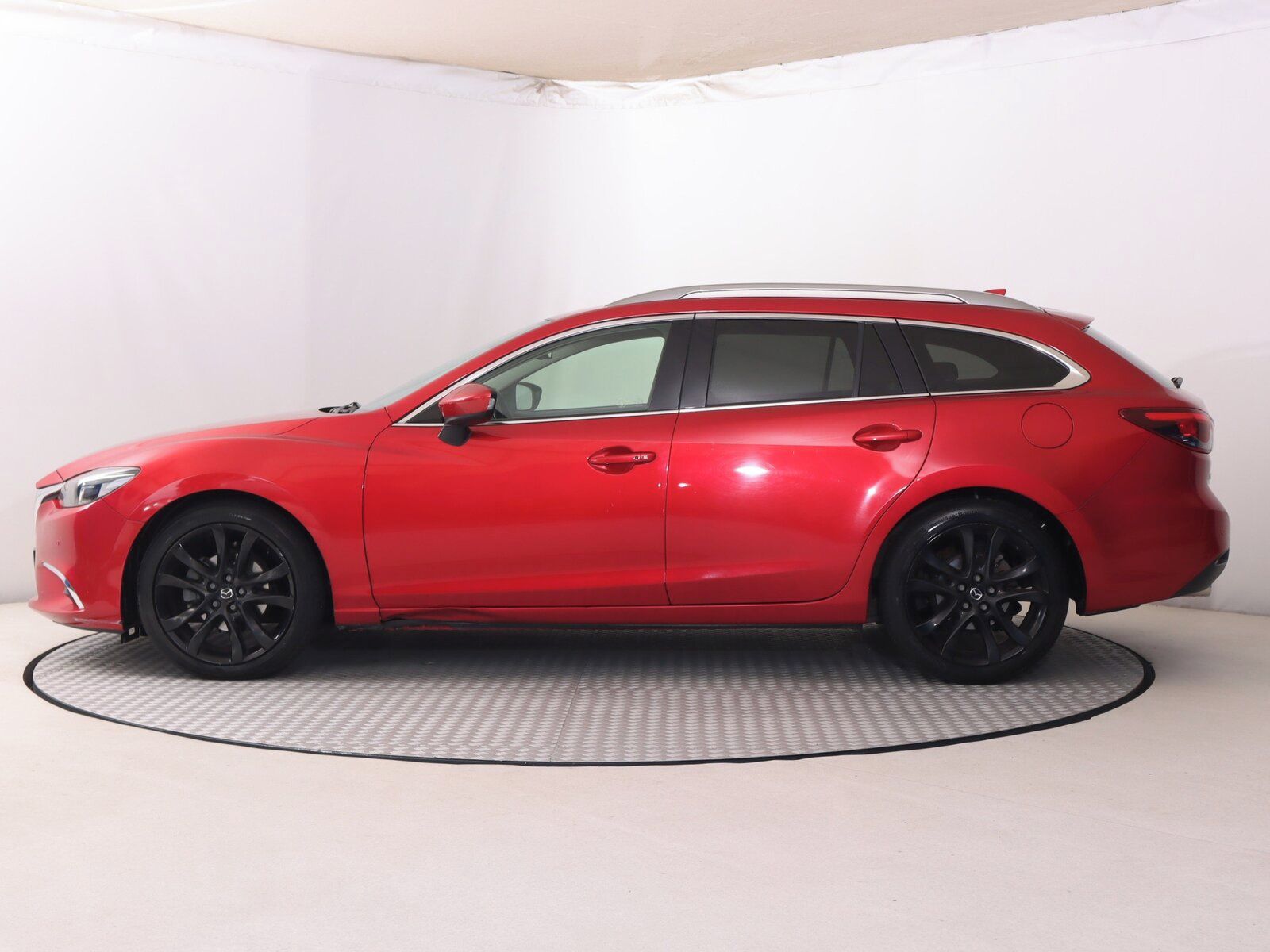 Mazda 6, 2.2 Skyactiv-D, 4X4, Automat - fotka 3