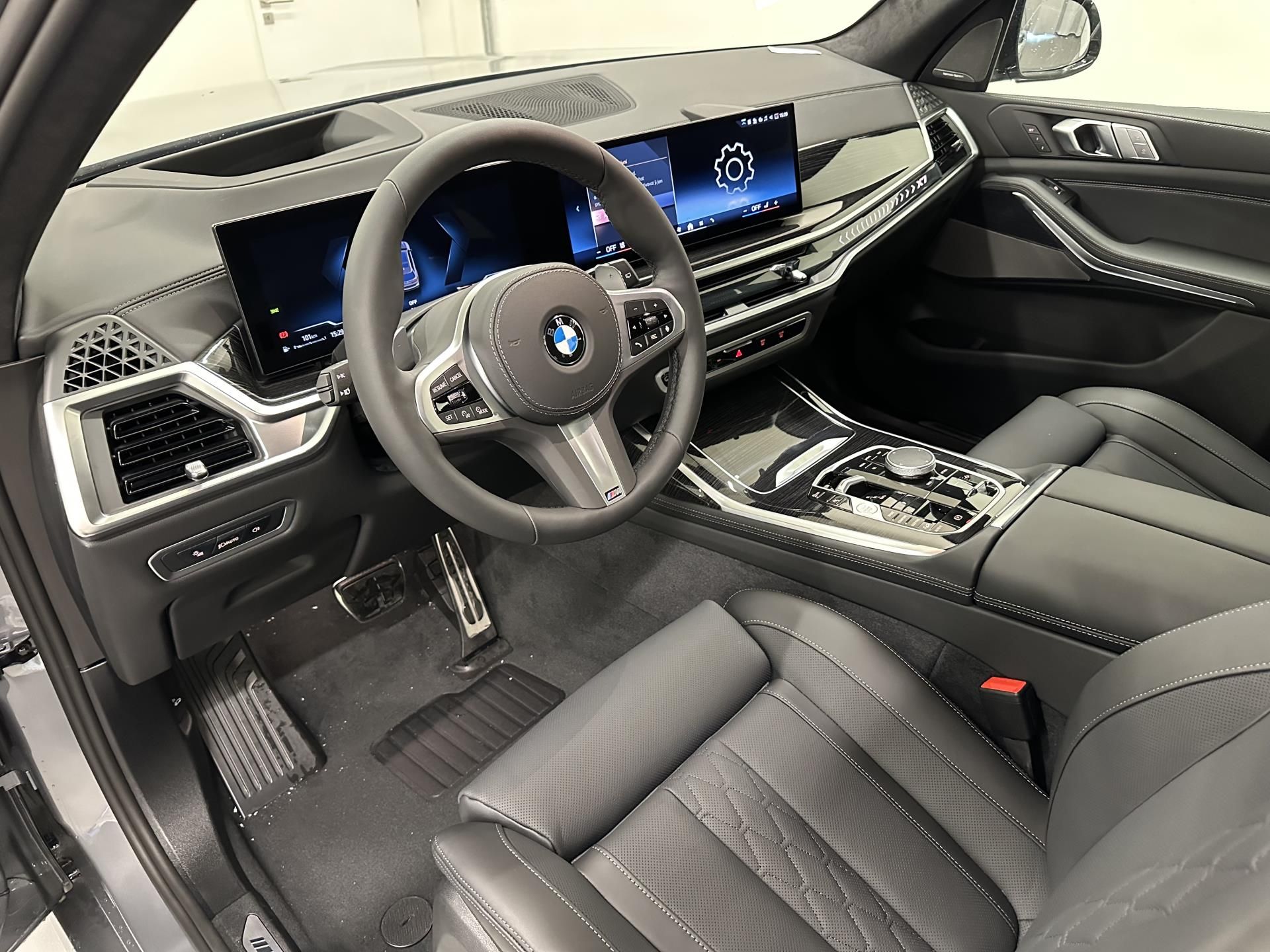 BMW X7, X7 xDrive40d - fotka 5