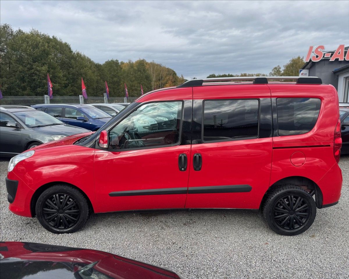 Fiat Dobló, 2,0 MTj  99 kw - fotka 6