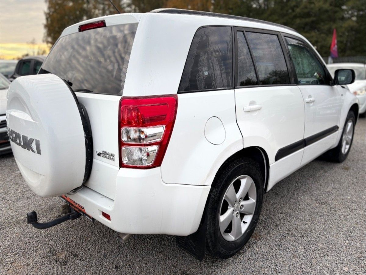 Suzuki Grand Vitara, 1,9 DDiS po rozvodech 4x4 DPH - fotka 3