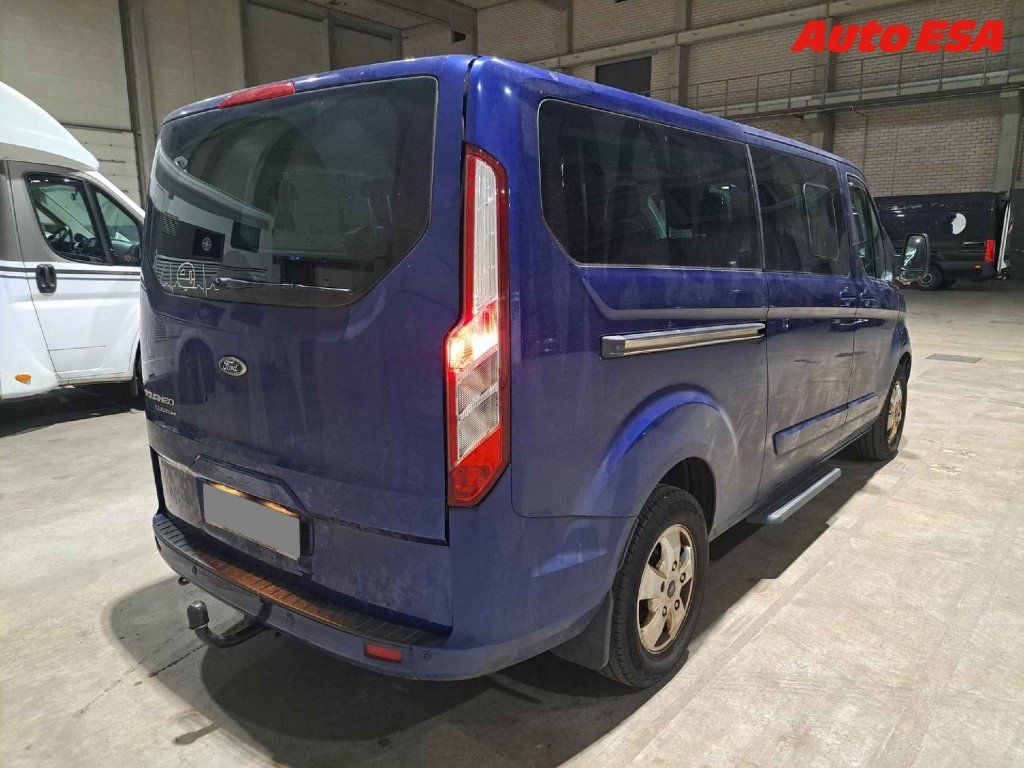 Ford Tourneo Custom, 2.0TDCi L2 9míst,Limited - fotka 4