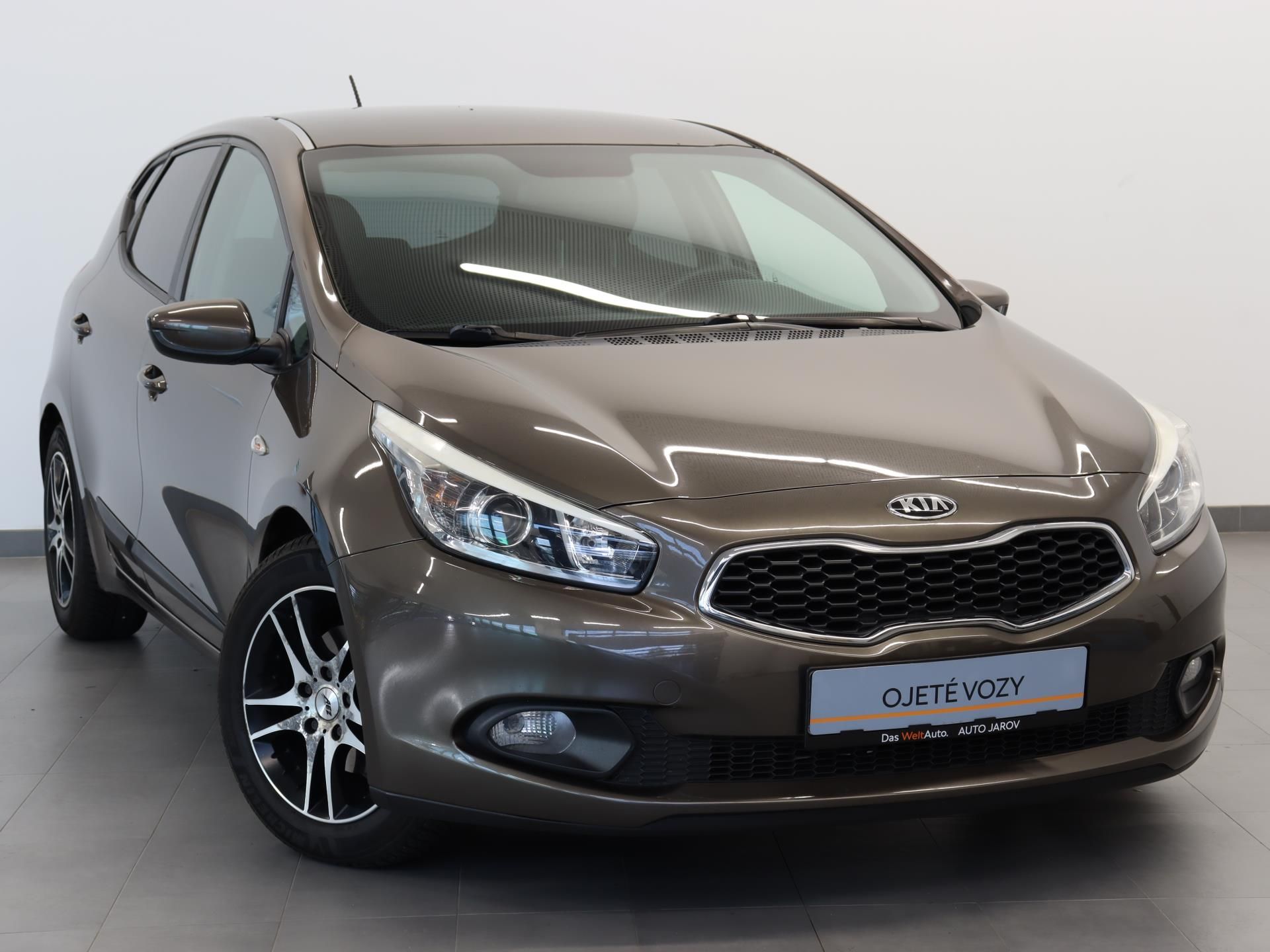 Kia Cee´d, 1.6 GDI Comfort - fotka 6