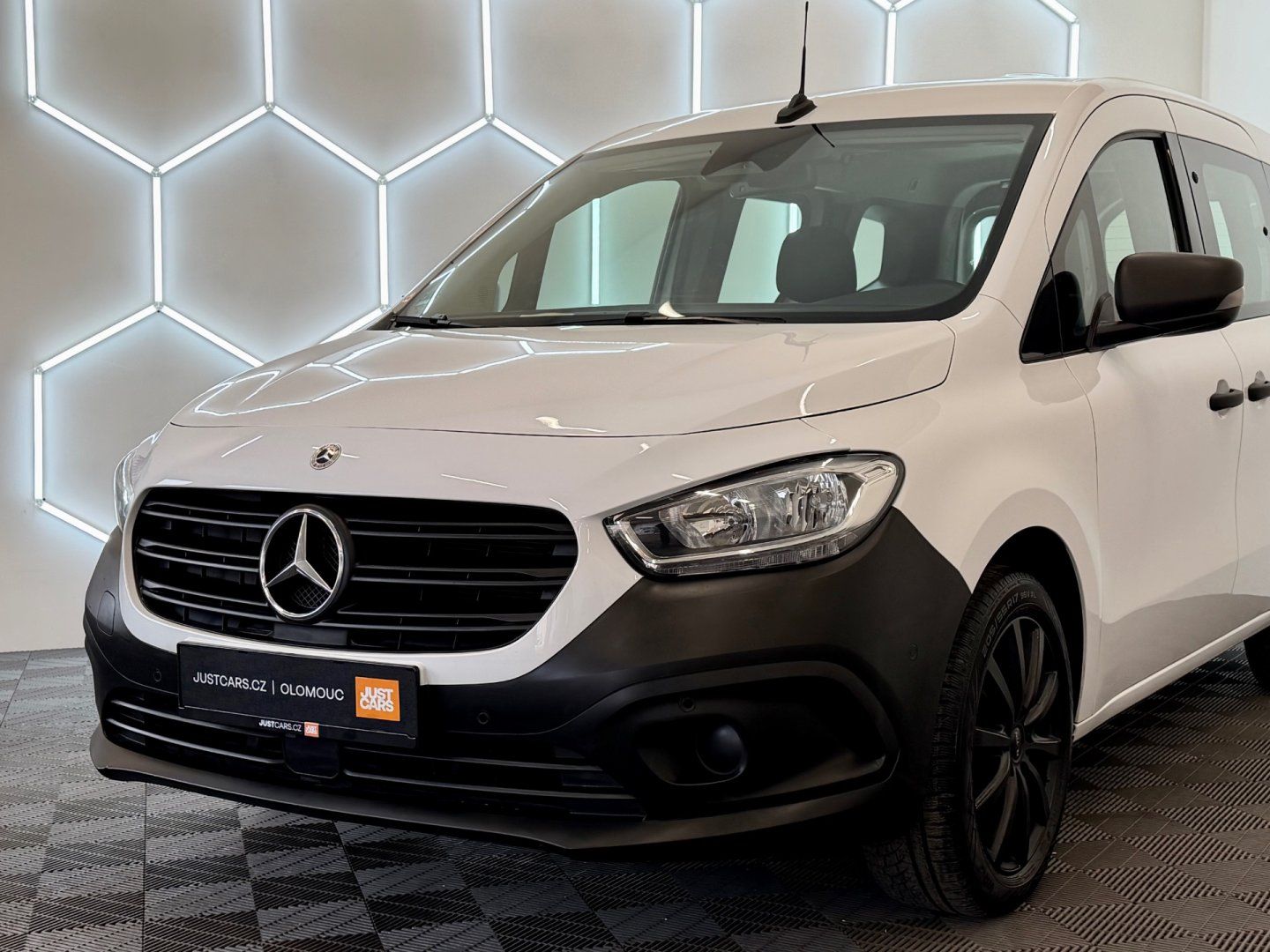Mercedes-Benz Citan, 1.3 tce 75kw - fotka 4