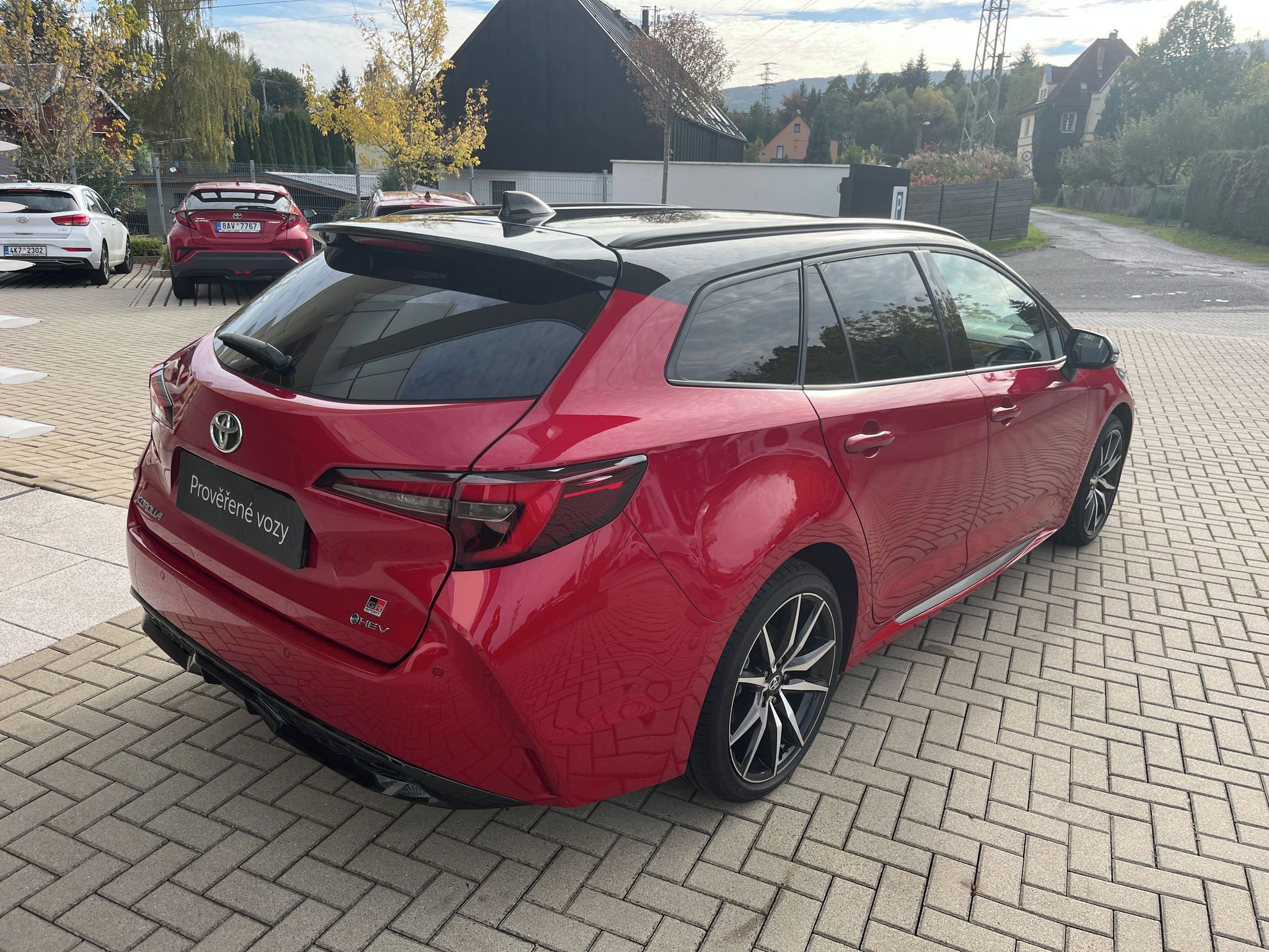 Toyota Corolla, 1.8 Hybrid GR Sport Dynamic - fotka 6