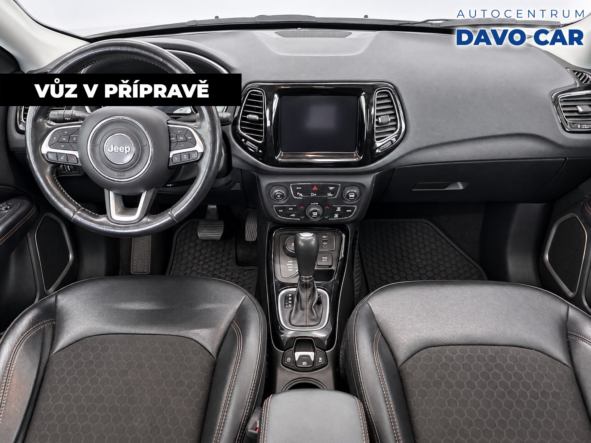 Jeep Compass, 1,4 125kW Limited 4x4 Aut. CZ - fotka 3