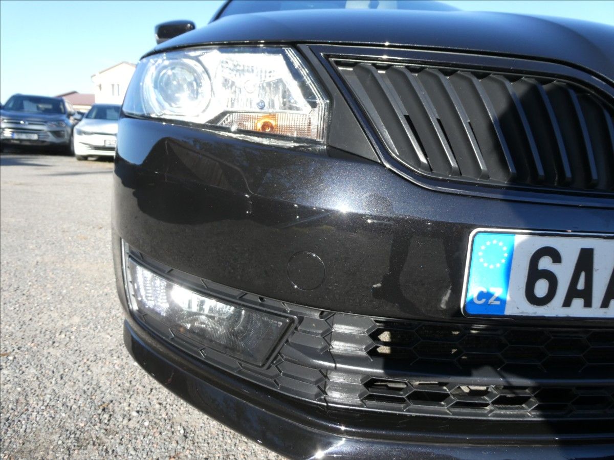 Škoda Rapid, 1,6 TDi 85kW MonteCarlo, ČR - fotka 5