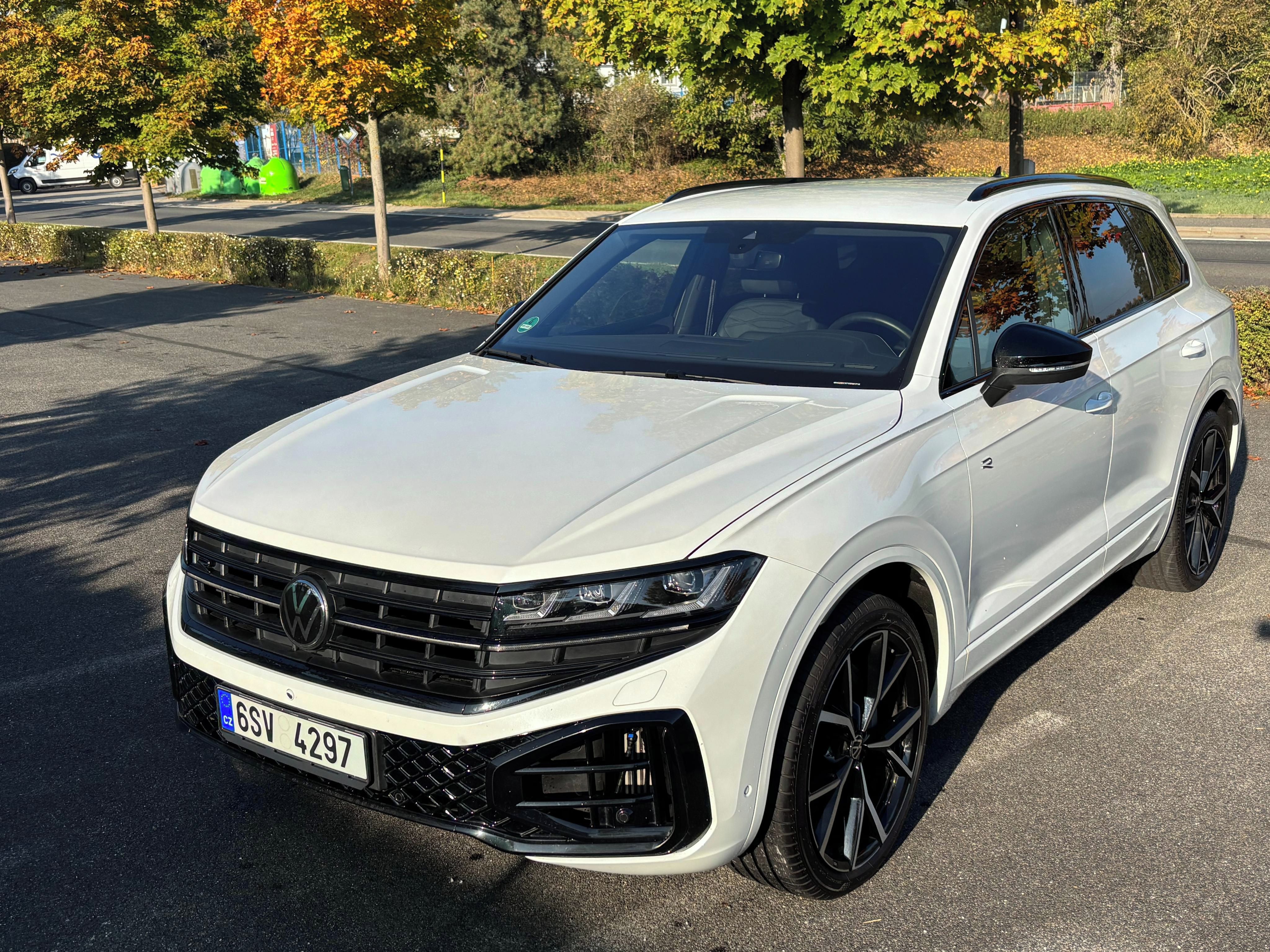 Volkswagen Touareg, 3.0Tsi,R-Line,4X4tažné,nez top - fotka 2