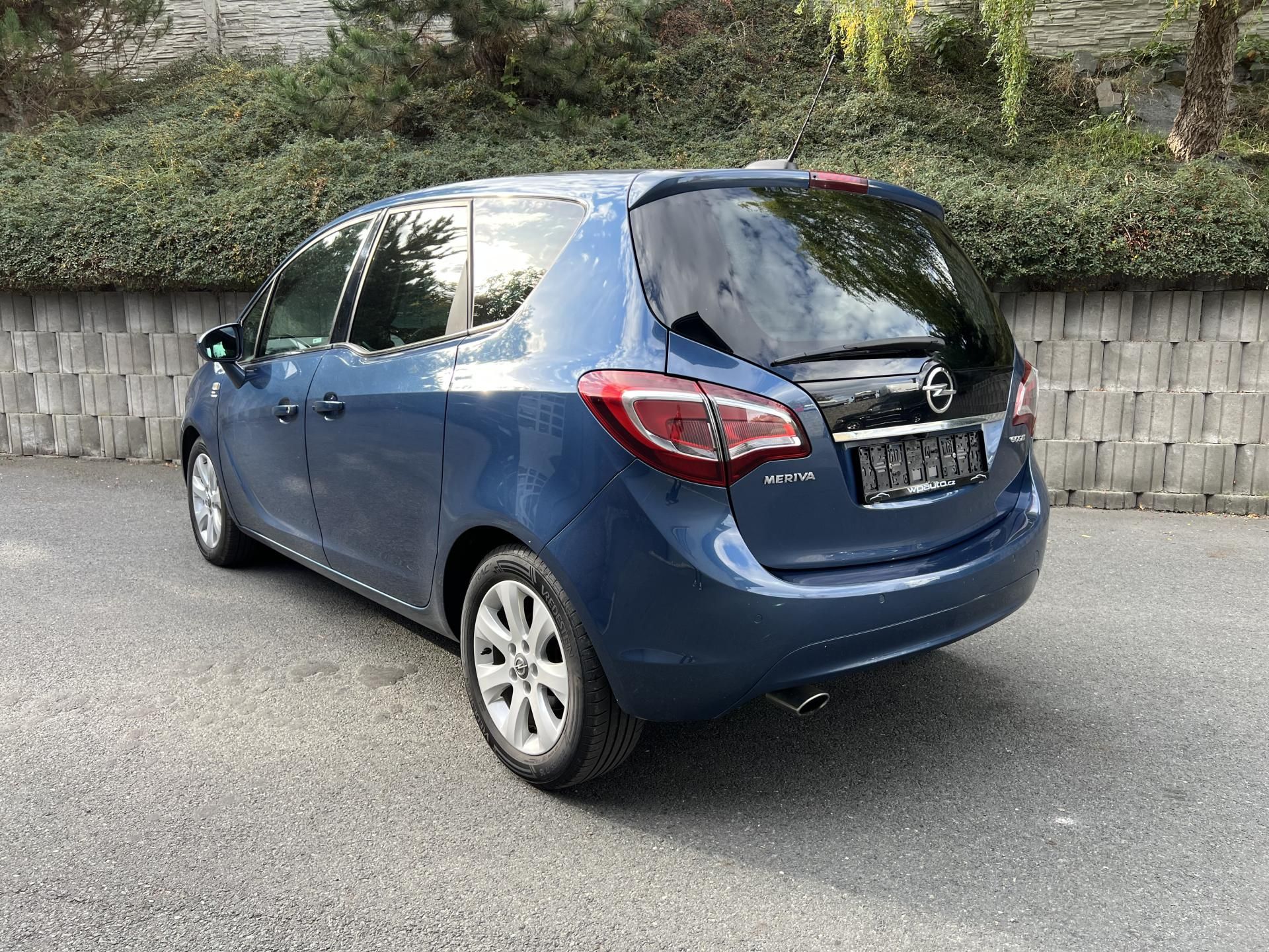 Opel Meriva, 1.6 CDTi 100 kW NOVÁ STK - fotka 4