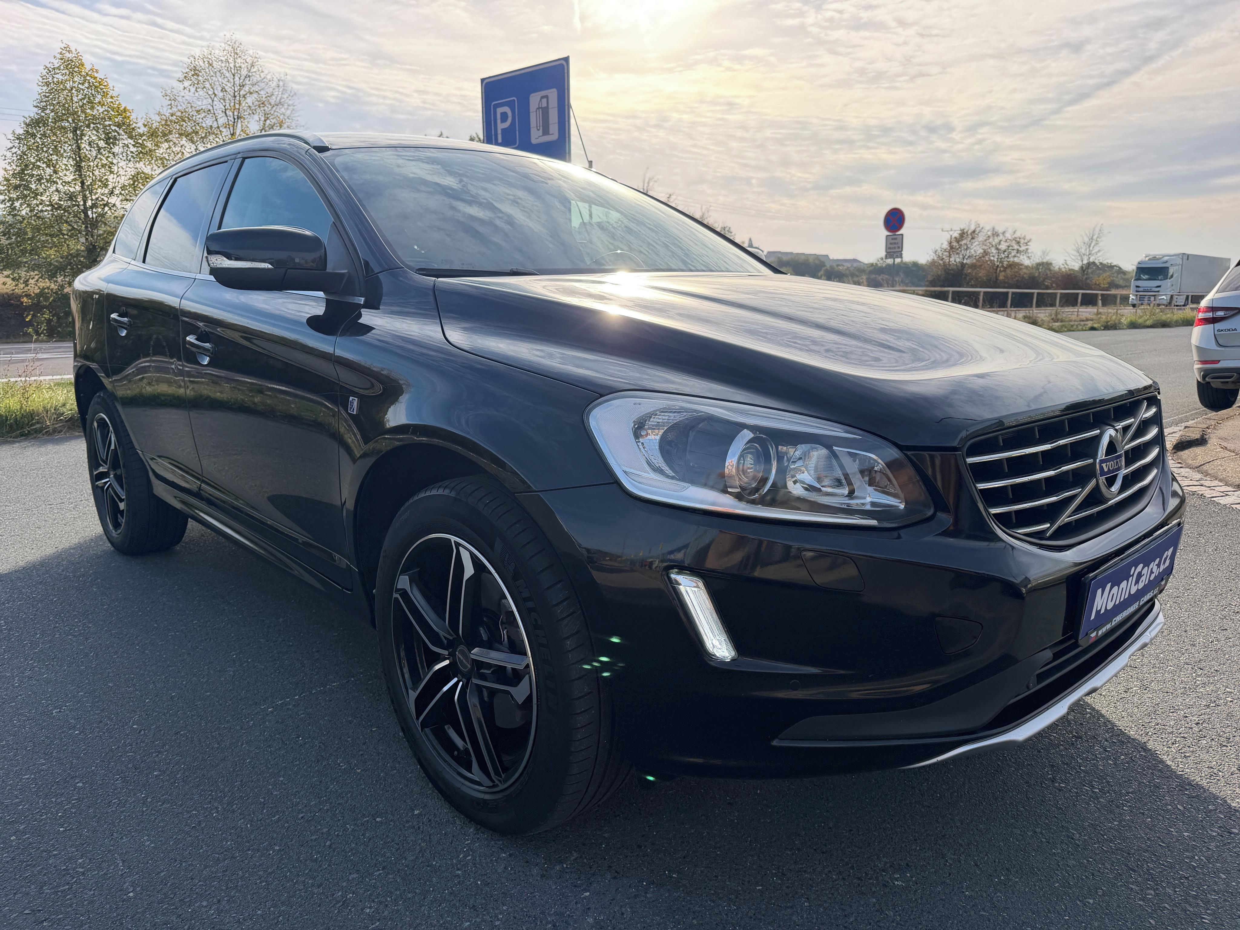 Volvo XC60, 2.0 D4 133kW A/T, OCEAN RACE - fotka 3