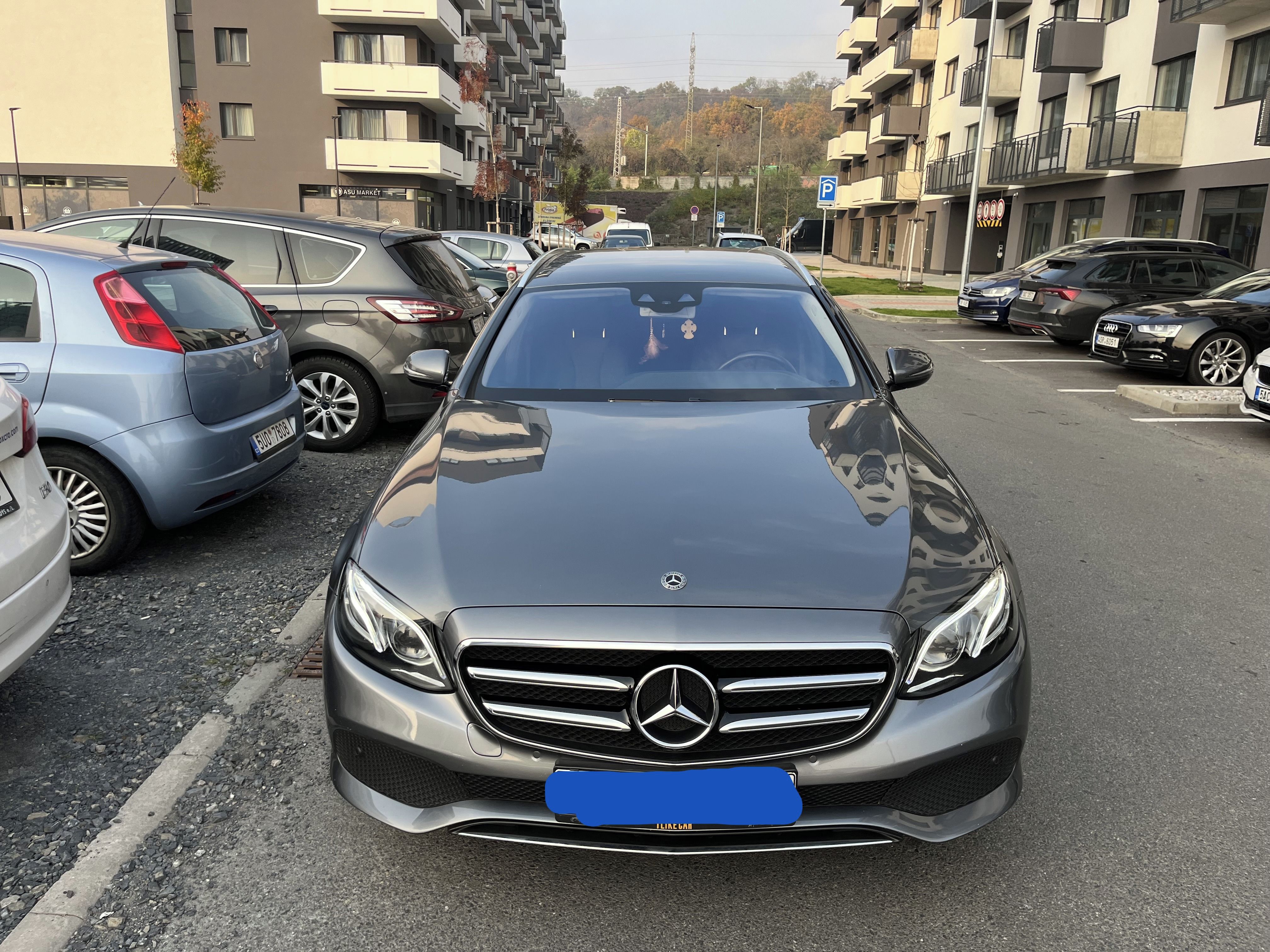 Mercedes-Benz Třídy E, Mercedes-Benz E 220 d
