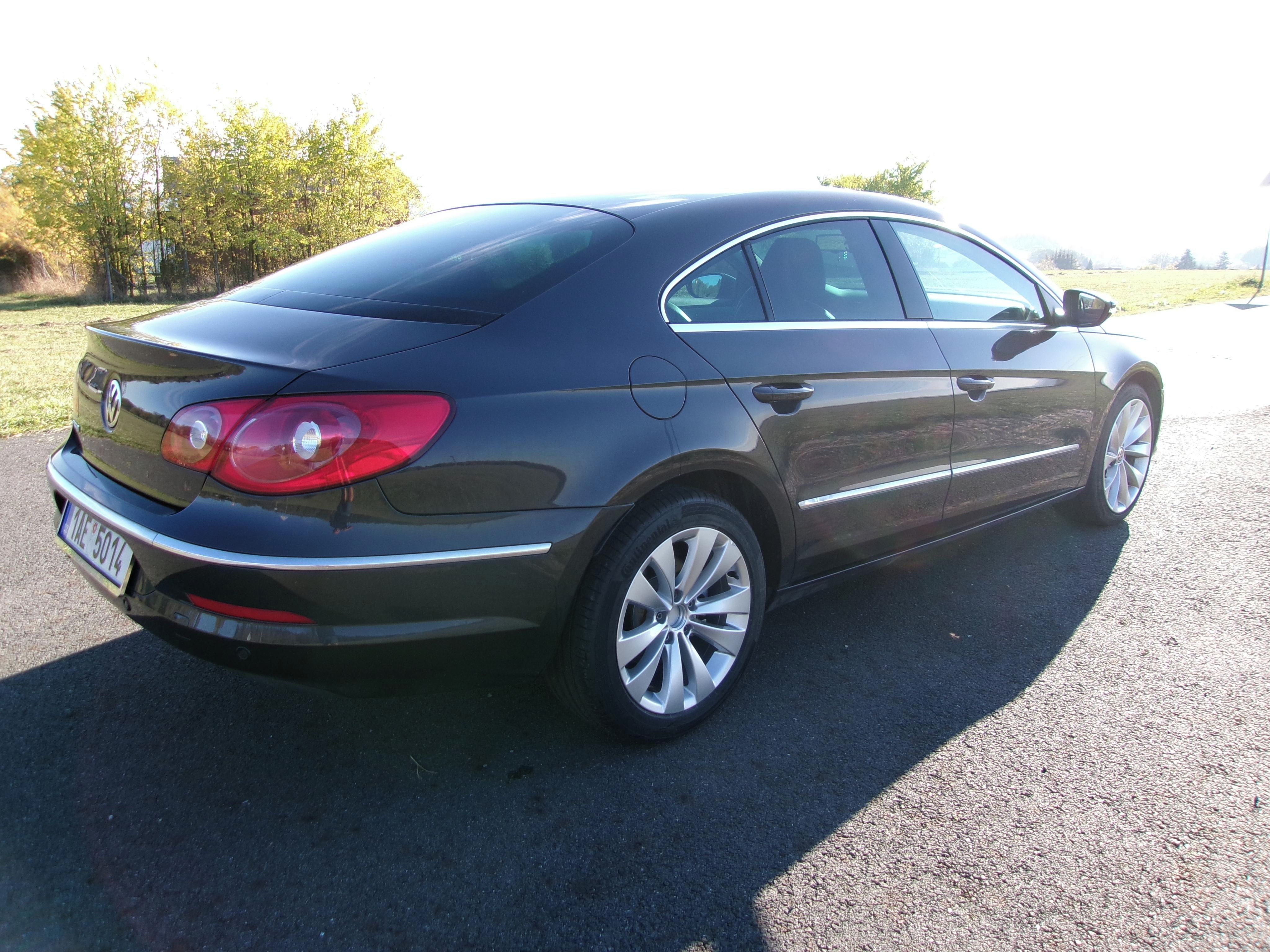 Volkswagen Passat CC, 2,0TDI DSG naj 55 000 km - fotka 5