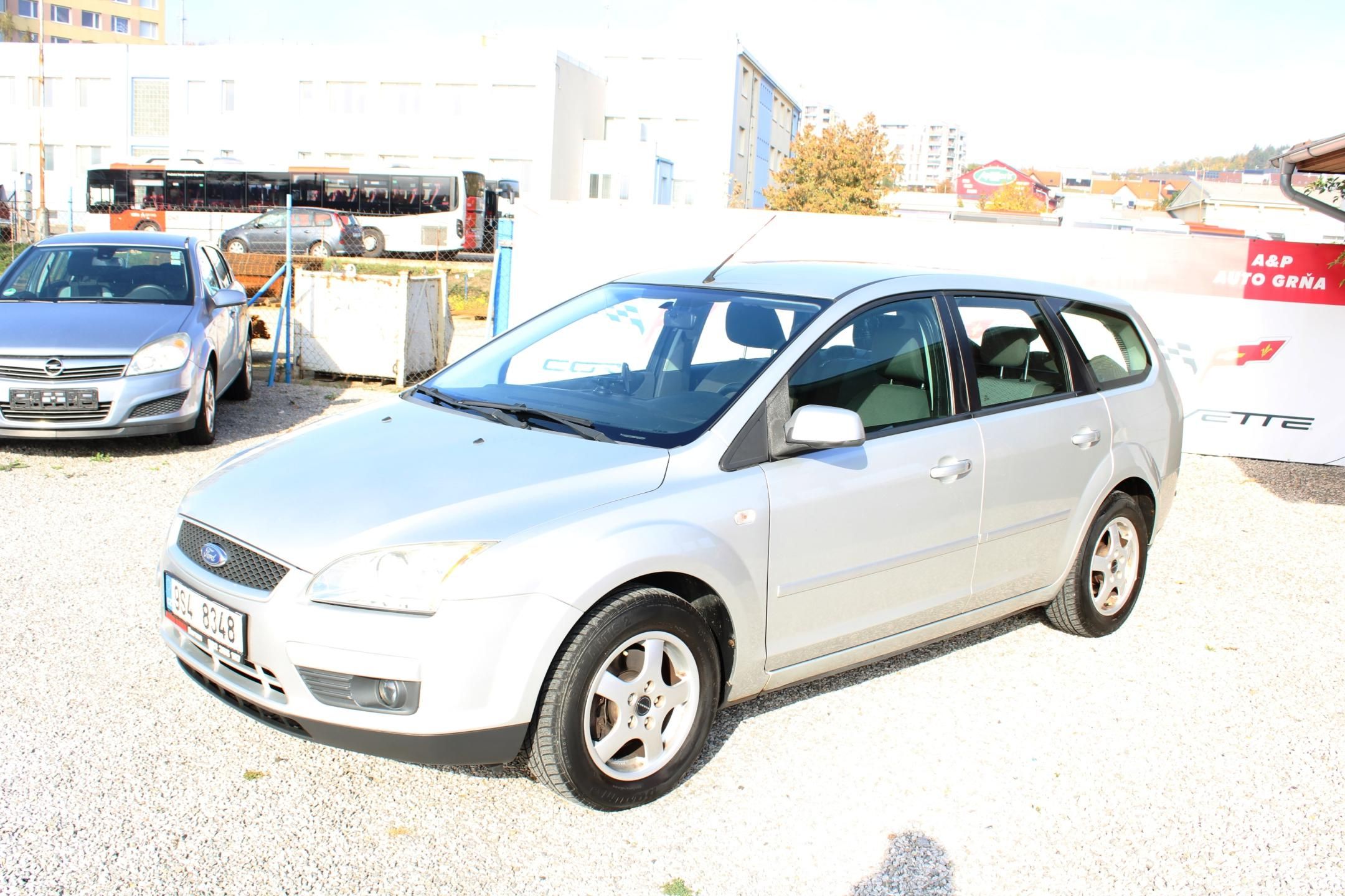 Ford Focus, 1,6i KLIMA EL.OKNA TEMPOMAT - fotka 3