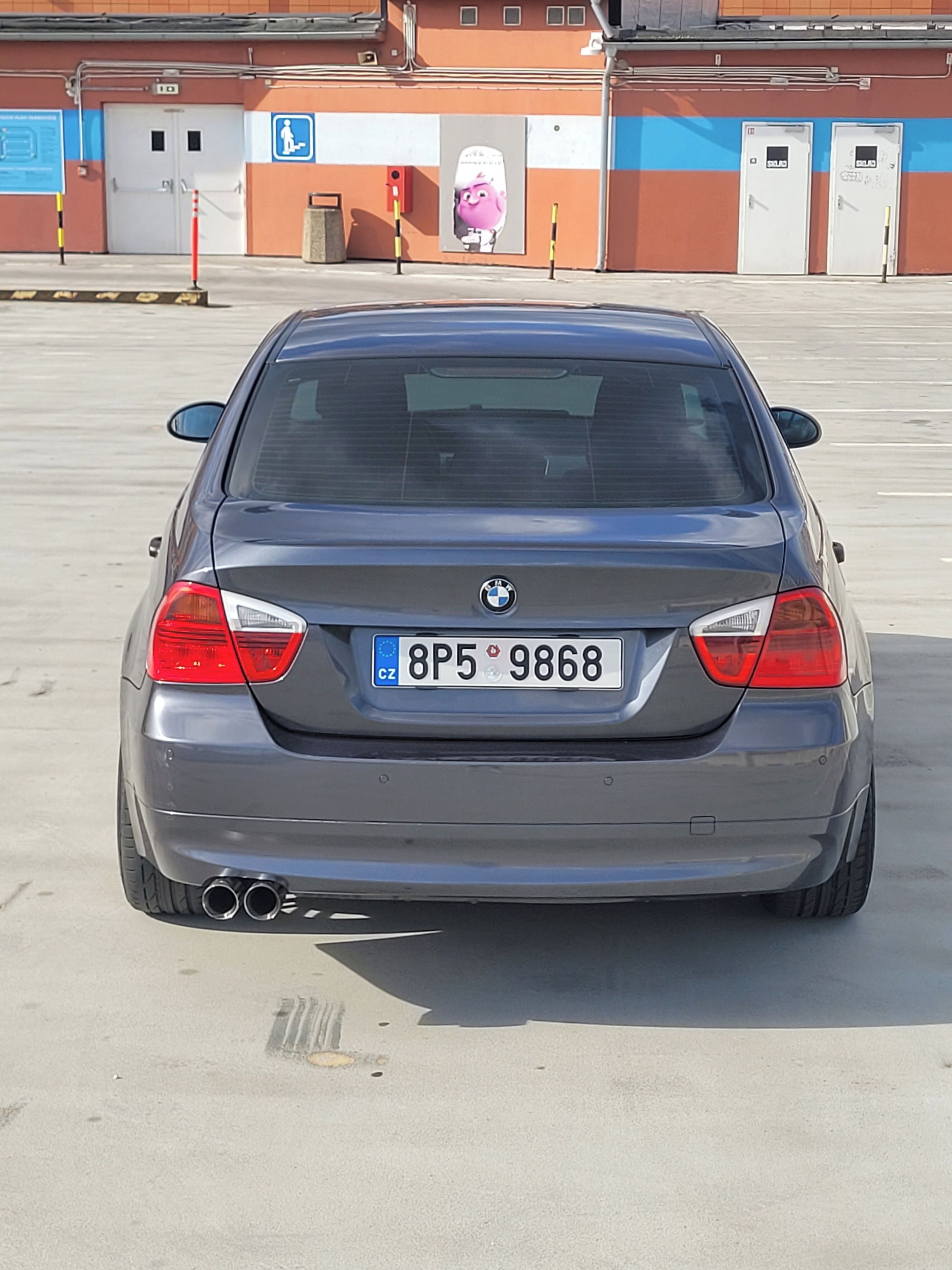 BMW Řada 3, 318i, AC, tempomat, ser. kniha - fotka 6