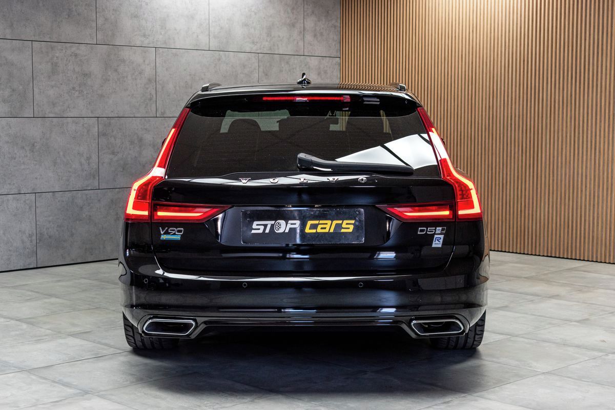 Volvo V90, D5 AWD R-DESIGN*HARMAN/KARDON* - fotka 5