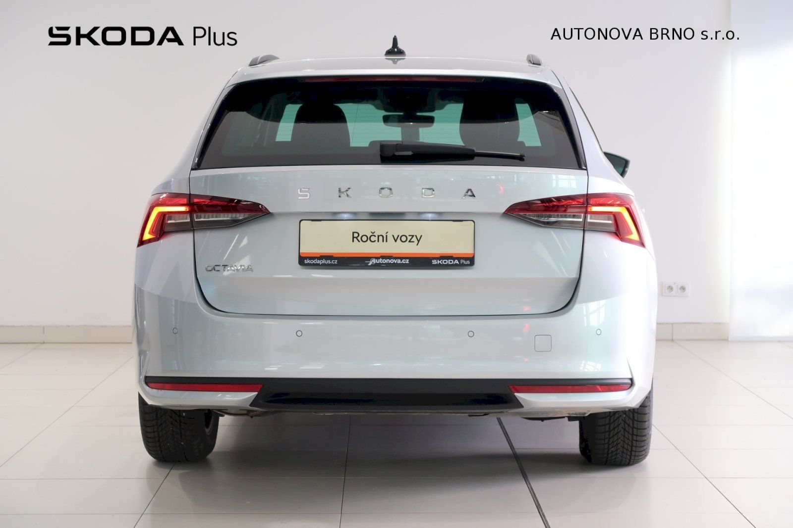 Škoda Octavia, Combi 2.0 TDI 110kW 130 let - fotka 6