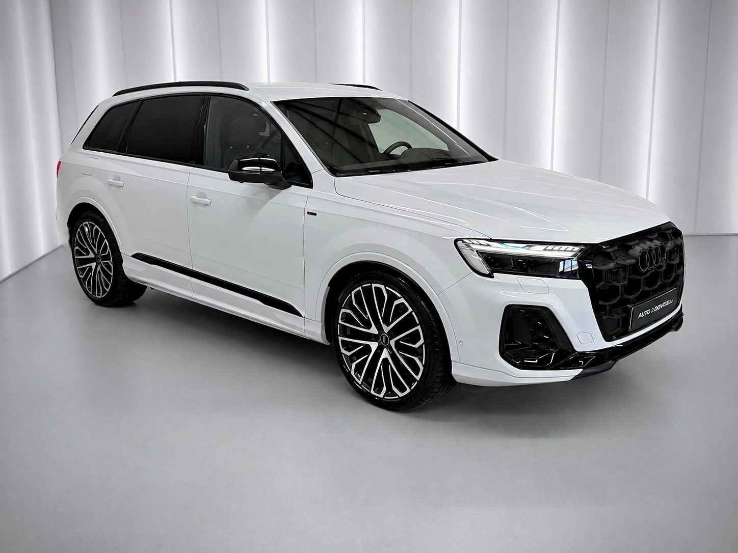 Audi Q7, 60 TFSI e QUATTRO HYBRID - fotka 3
